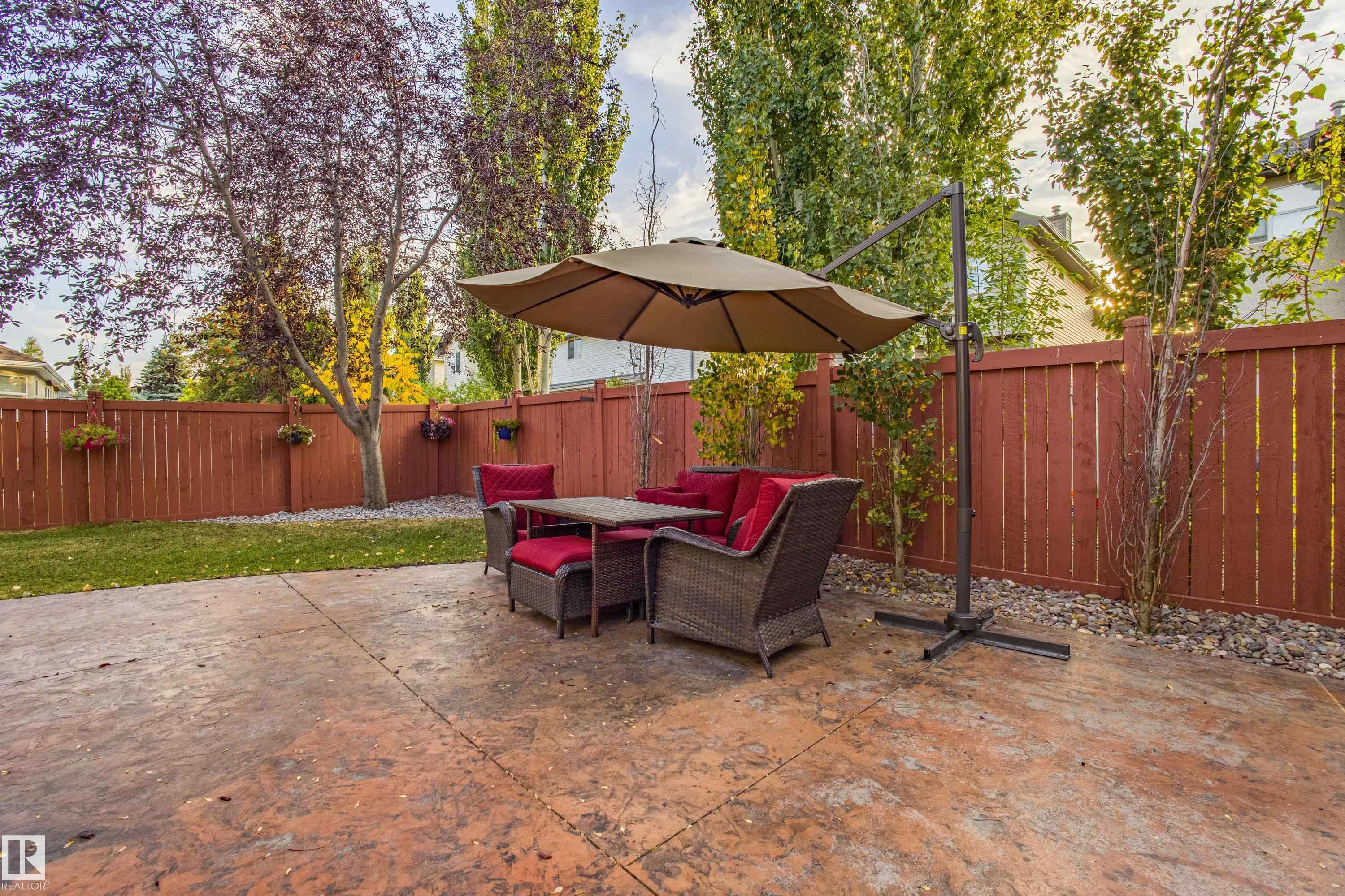 247 Lindsay Crescent, Edmonton, AB - Outdoor With Deck Patio Veranda