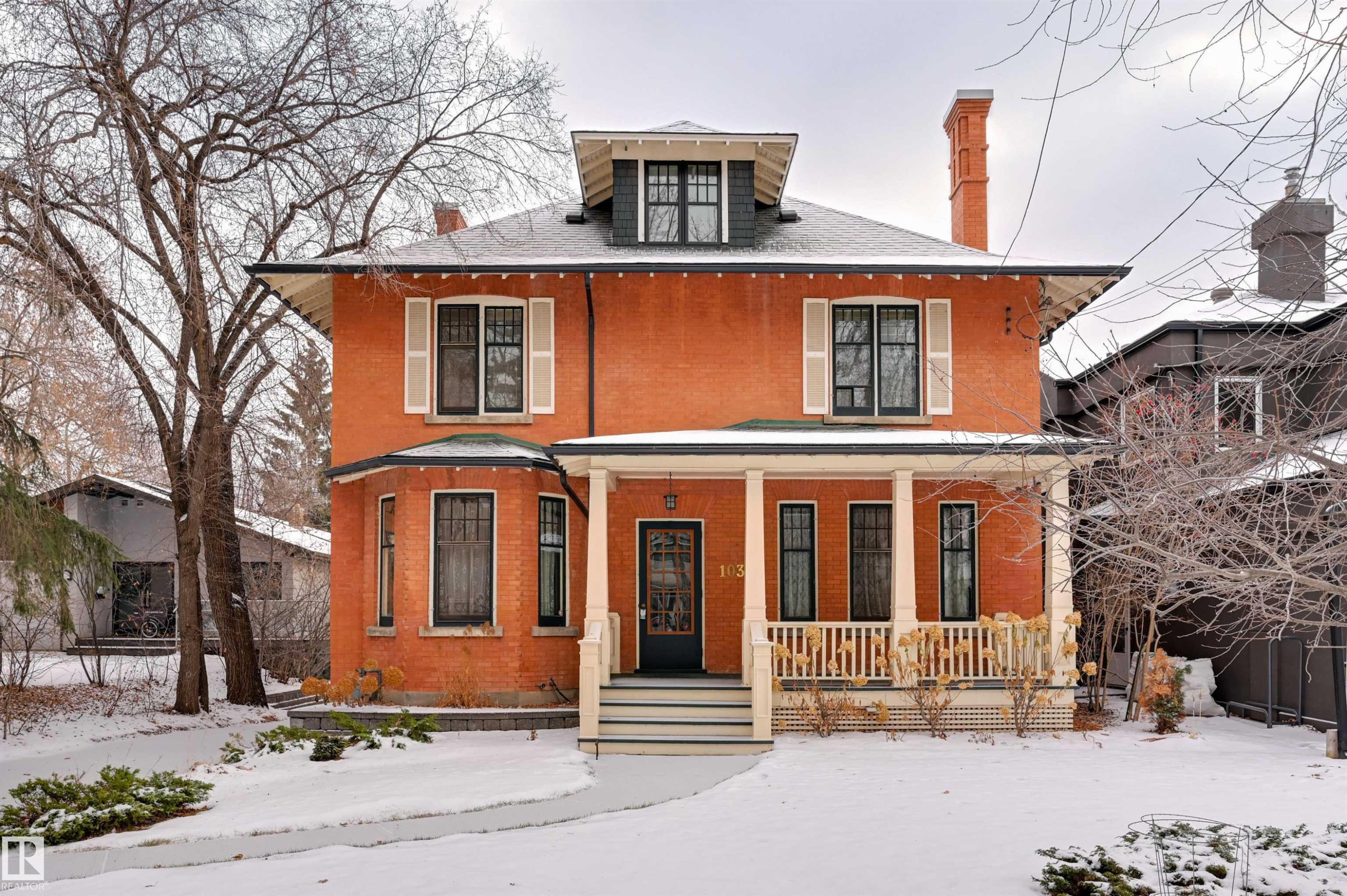 10317 Villa Avenue, Edmonton, AB - Outdoor With Deck Patio Veranda With Facade