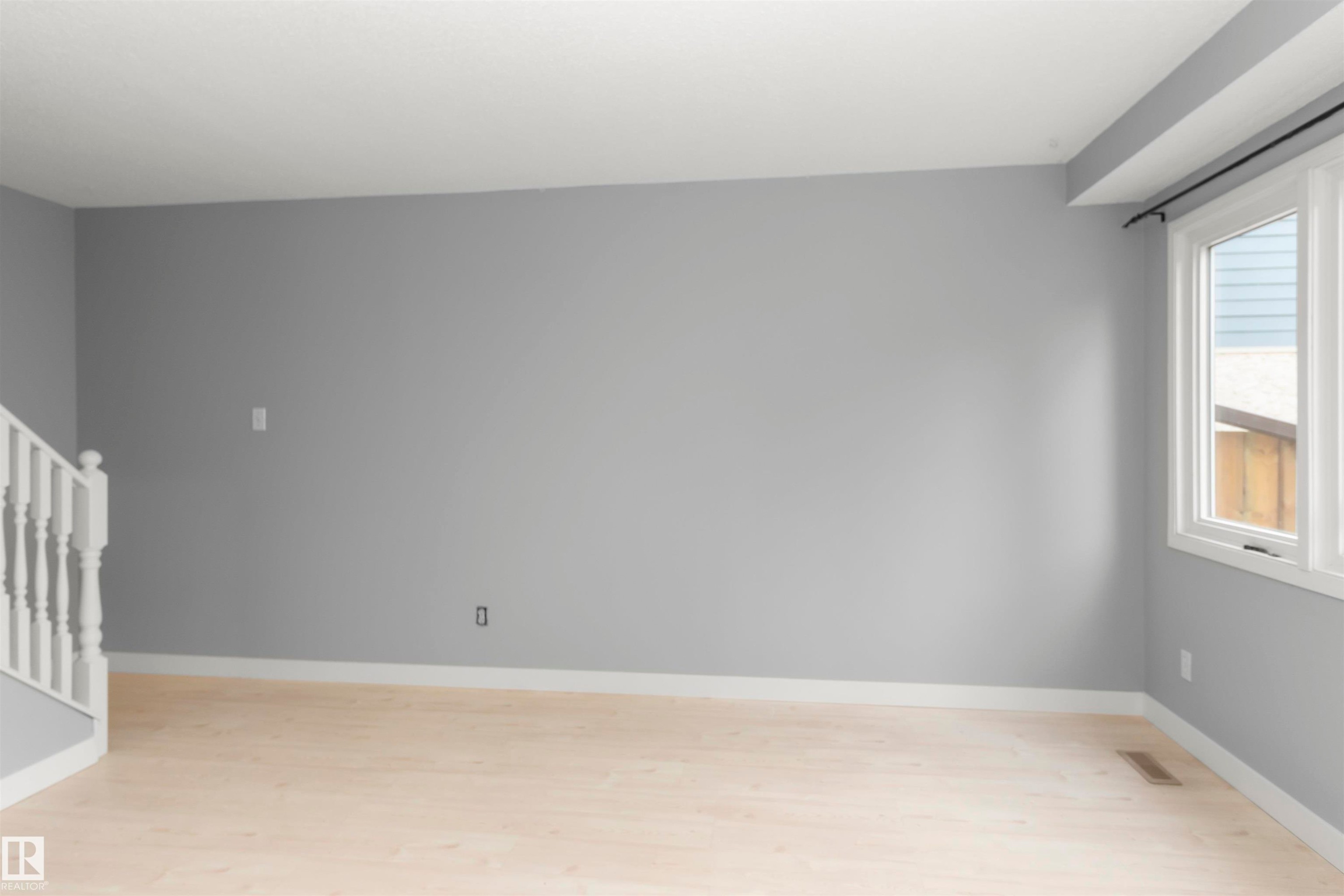 18 Willowdale Place, Edmonton, AB - Indoor Photo Showing Other Room