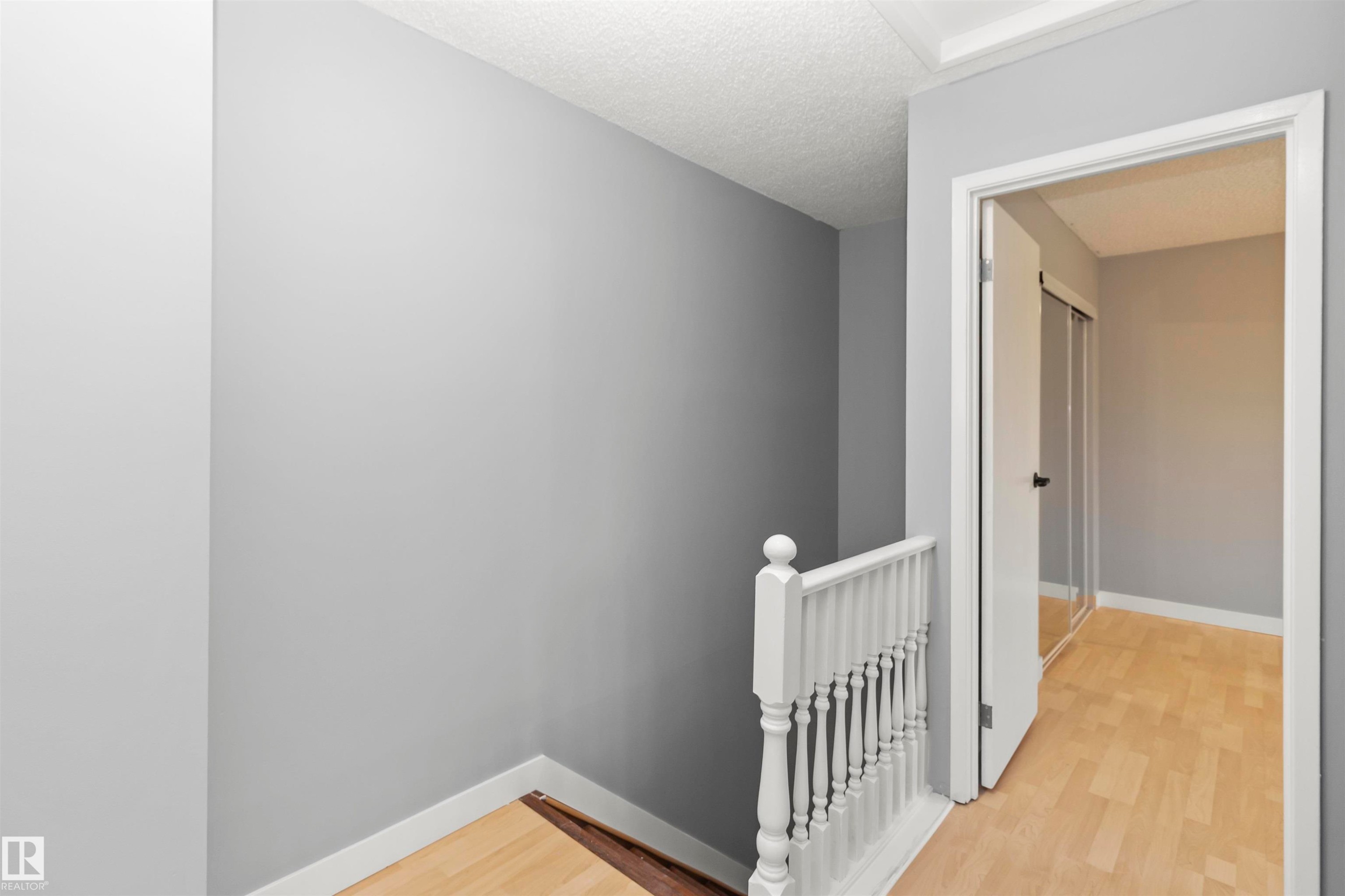 18 Willowdale Place, Edmonton, AB - Indoor Photo Showing Other Room
