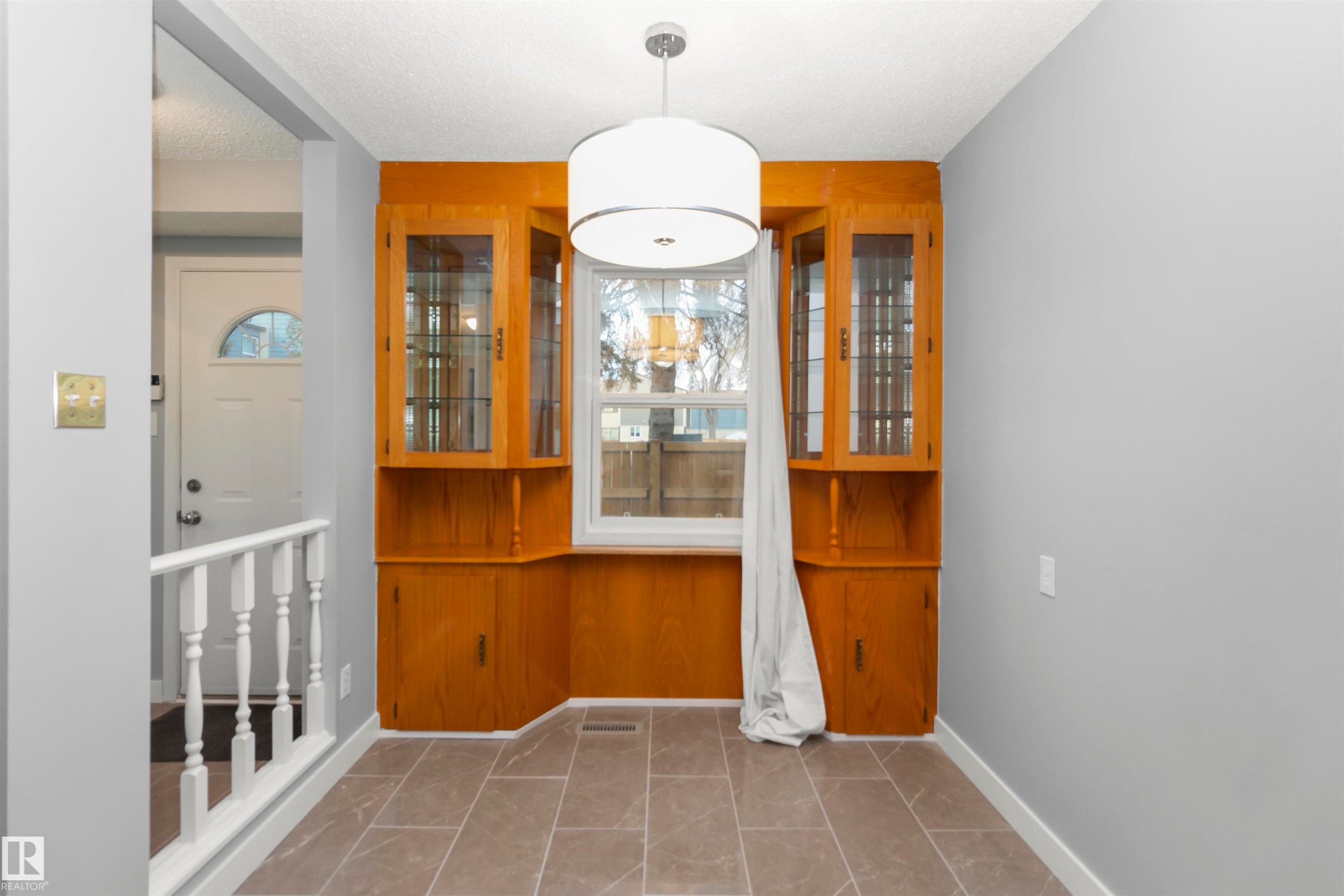 18 Willowdale Place, Edmonton, AB - Indoor Photo Showing Other Room