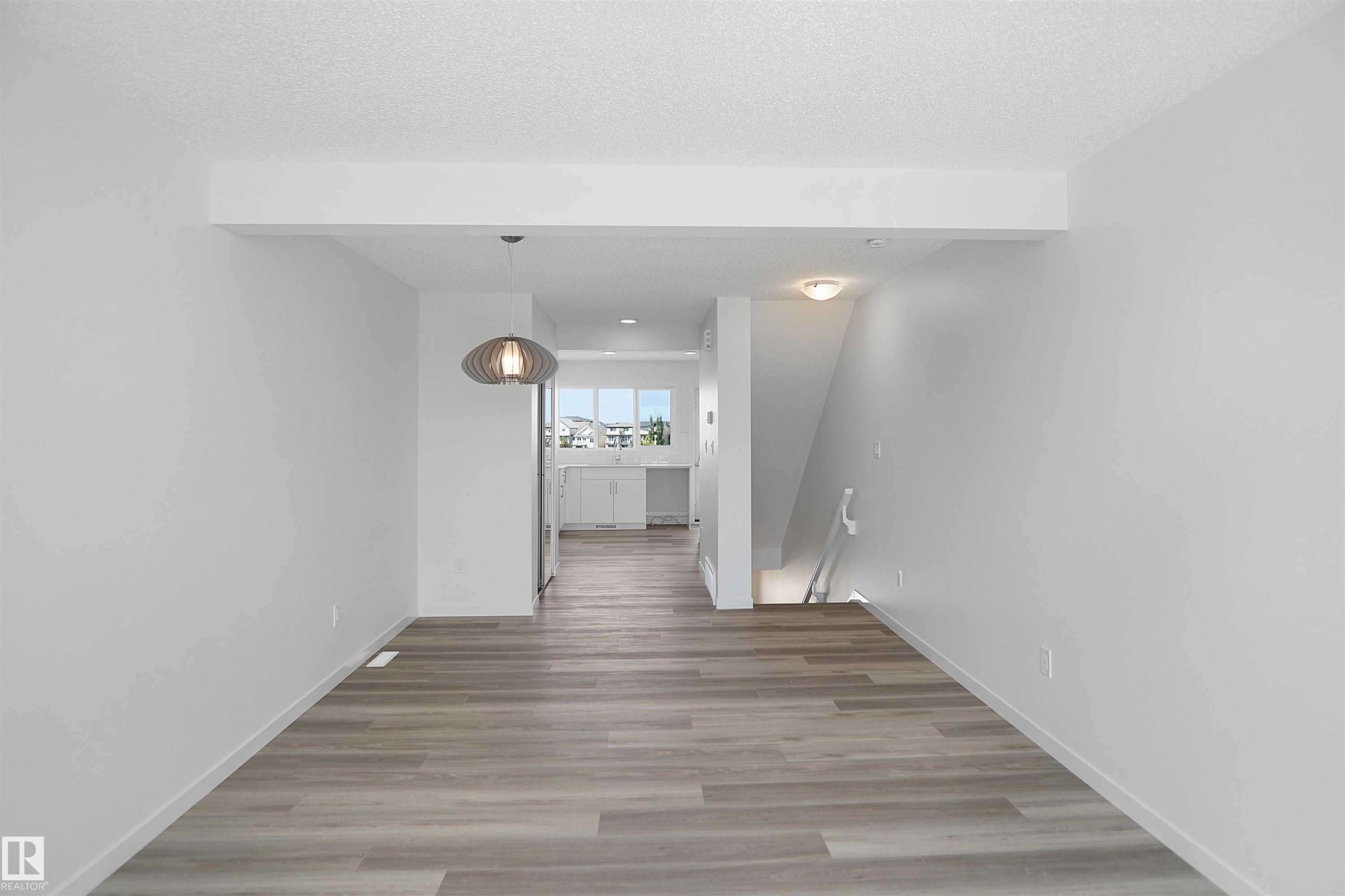 100 3705 141 Street, Edmonton, AB - Indoor Photo Showing Other Room