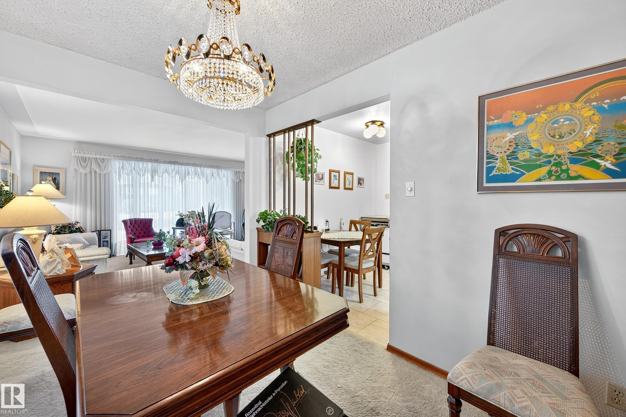 5607 97 Avenue, Edmonton, AB - Indoor Photo Showing Dining Room