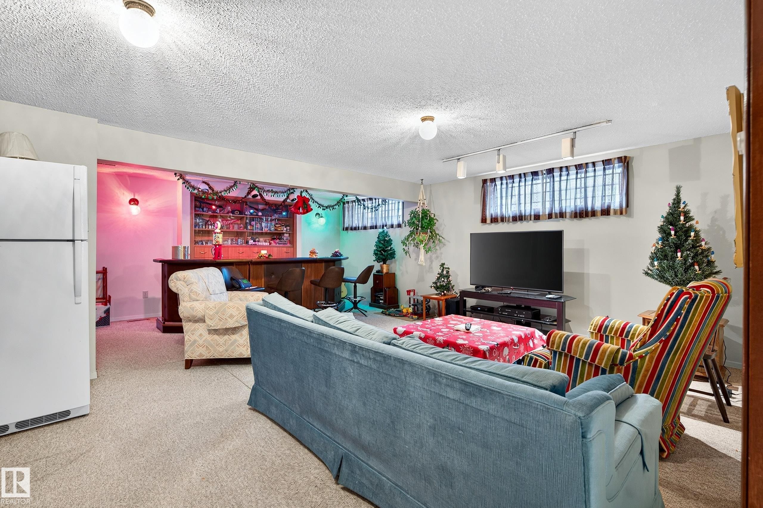 5607 97 Avenue, Edmonton, AB - Indoor