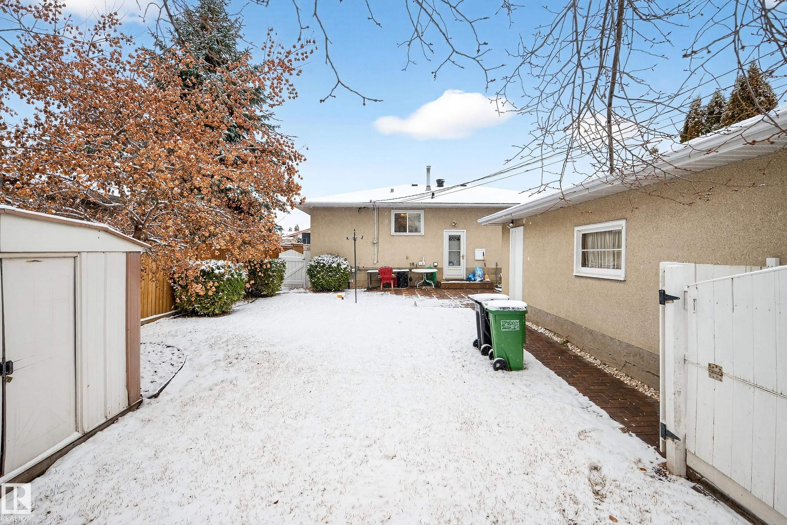 5607 97 Avenue, Edmonton, AB - Outdoor With Exterior