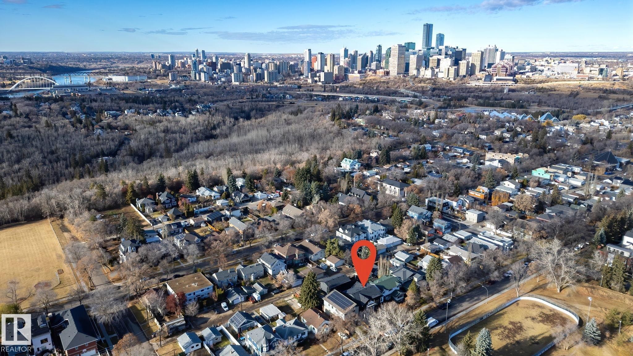 9224 94 Street, Edmonton, AB - Outdoor With View