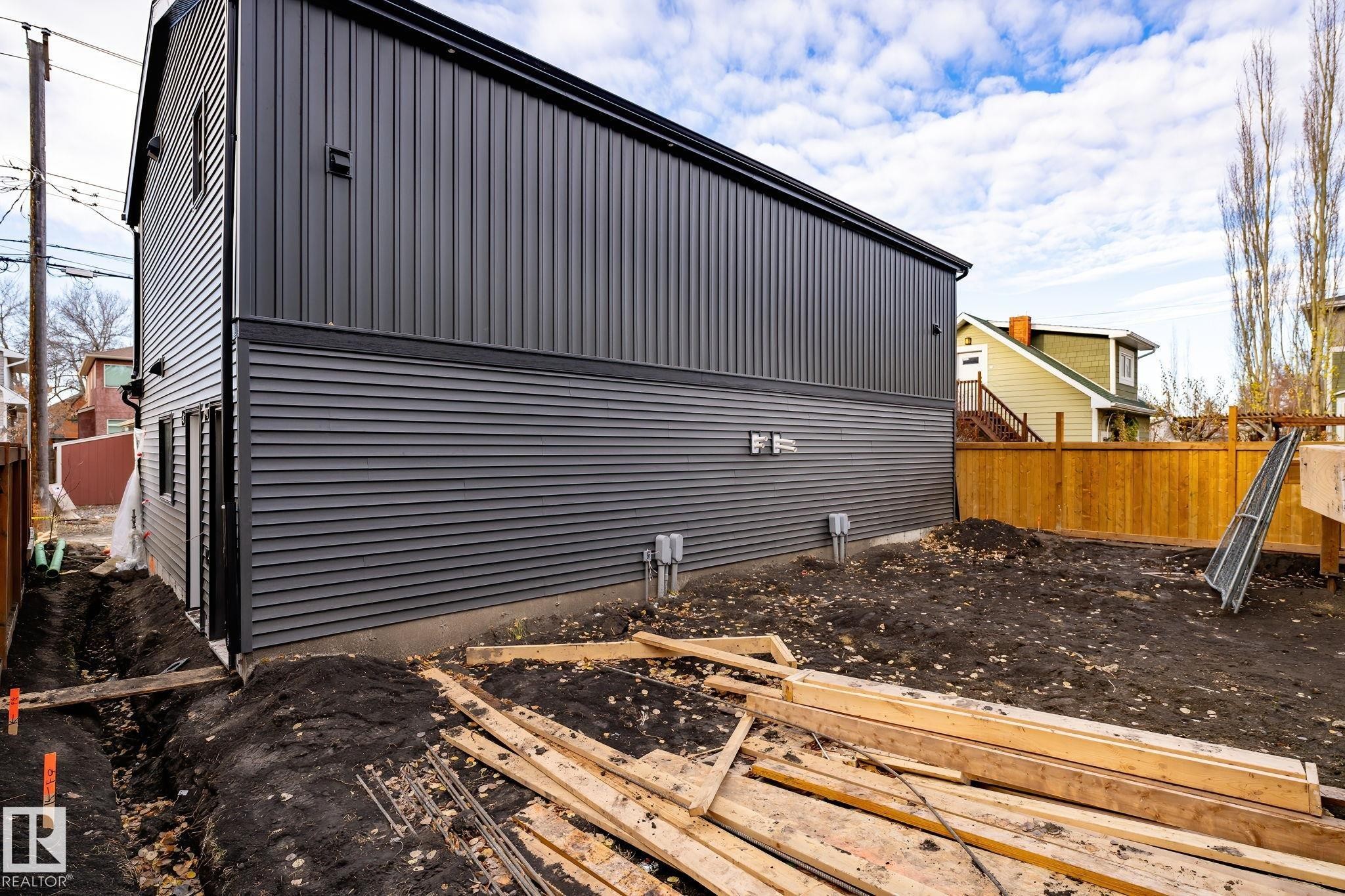 9224 94 Street, Edmonton, AB - Outdoor With Exterior
