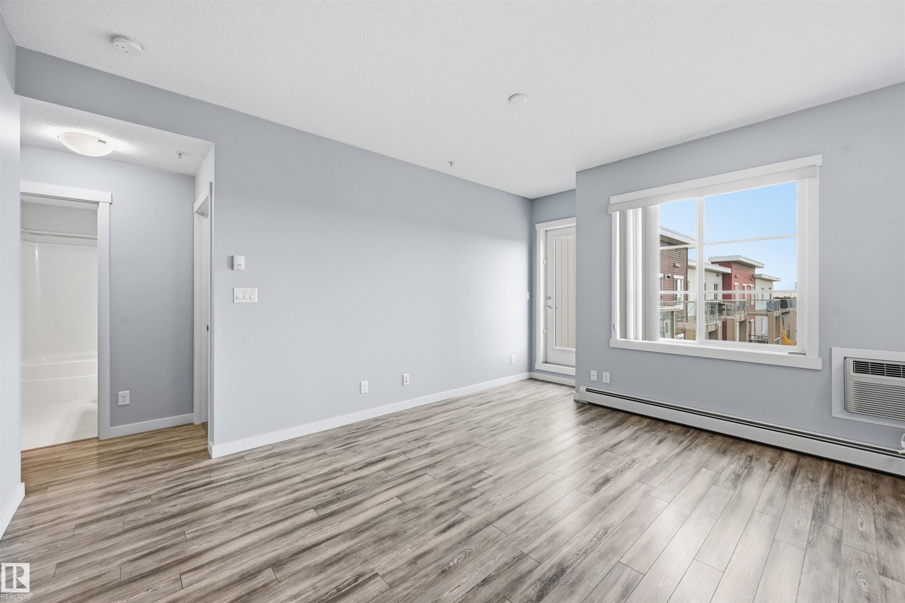 414 812 Welsh Drive, Edmonton, AB - Indoor Photo Showing Other Room