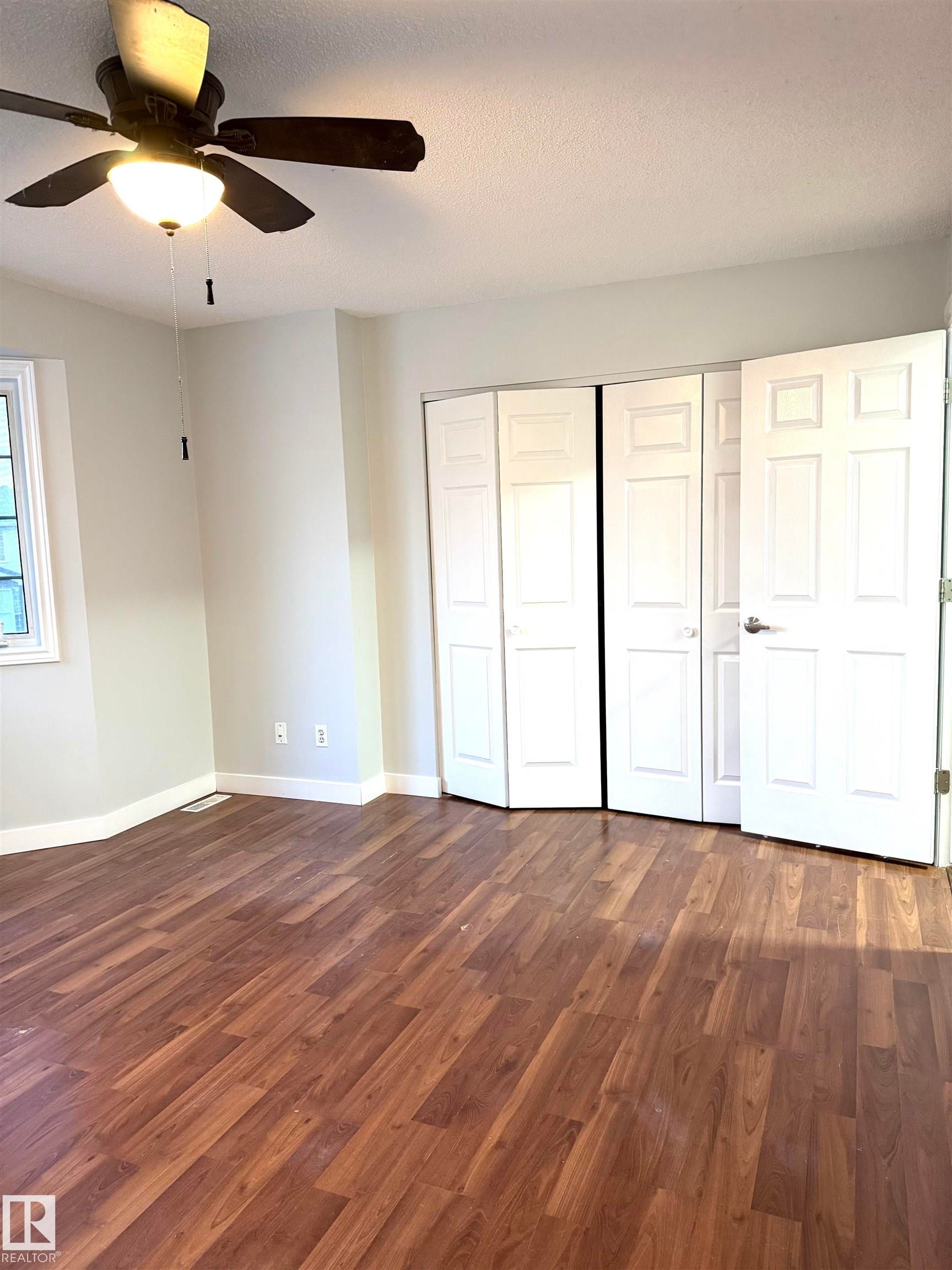 1480 Jefferys Crescent, Edmonton, AB - Indoor Photo Showing Other Room