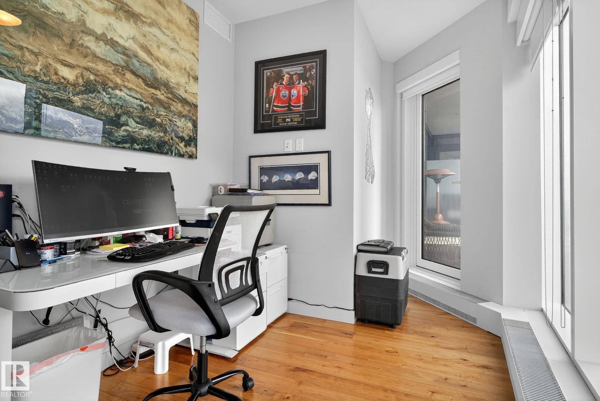 4206 10360 102 Street, Edmonton, AB - Indoor Photo Showing Office