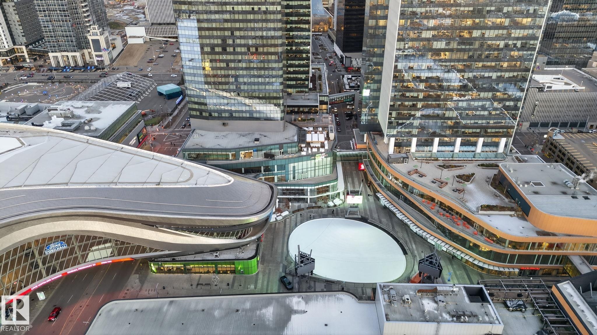 4206 10360 102 Street, Edmonton, AB - Outdoor