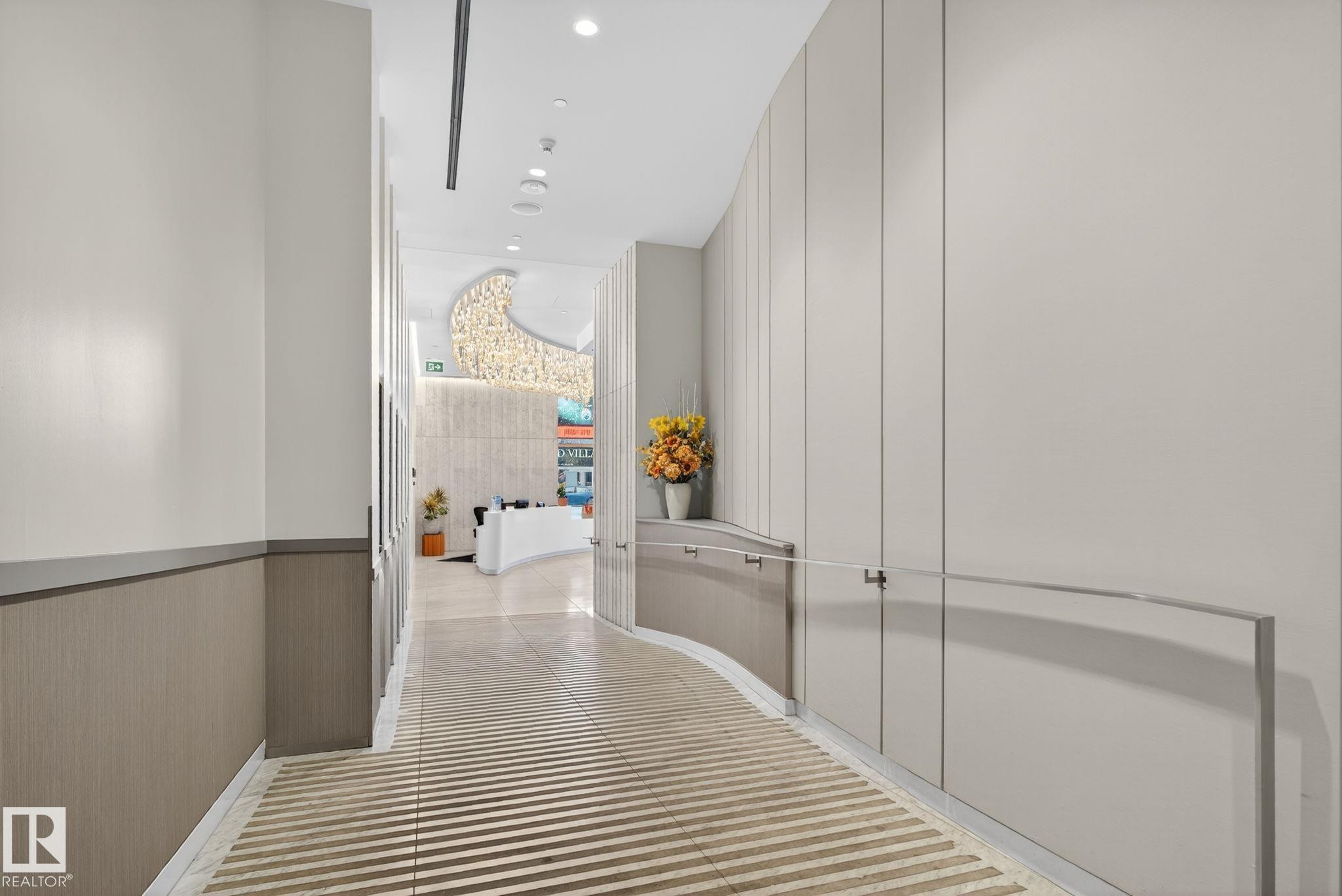 4206 10360 102 Street, Edmonton, AB - Indoor Photo Showing Other Room