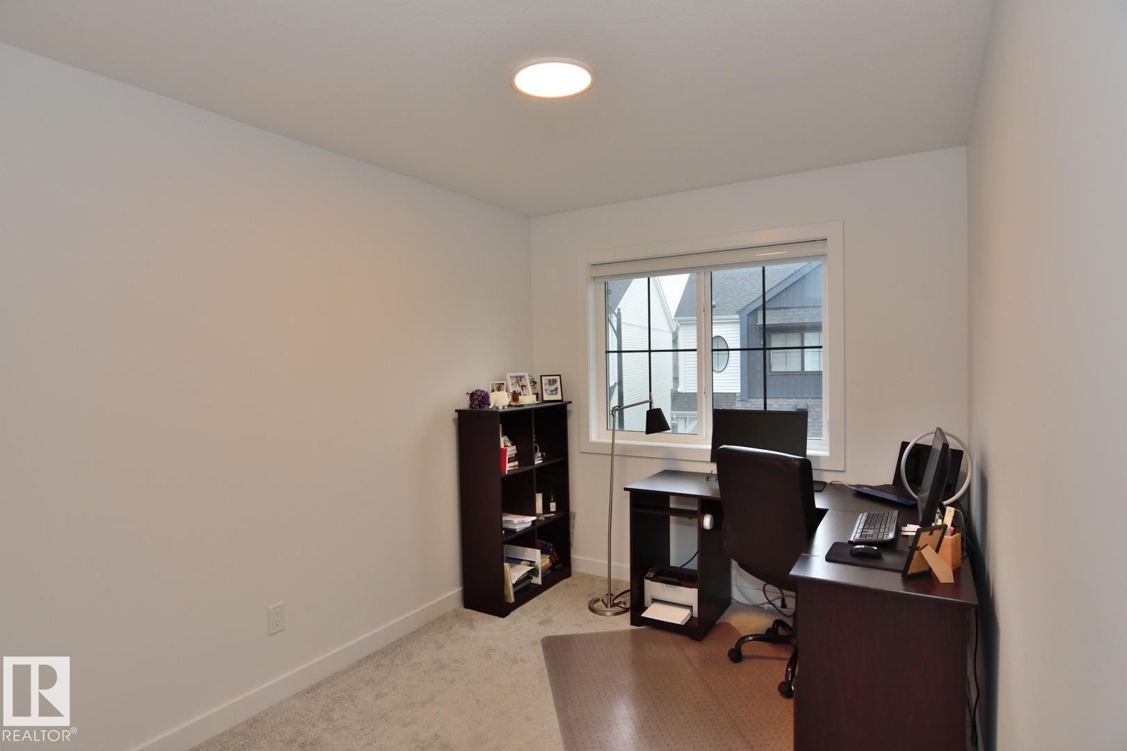 33 1910 Collip View, Edmonton, AB - Indoor Photo Showing Office