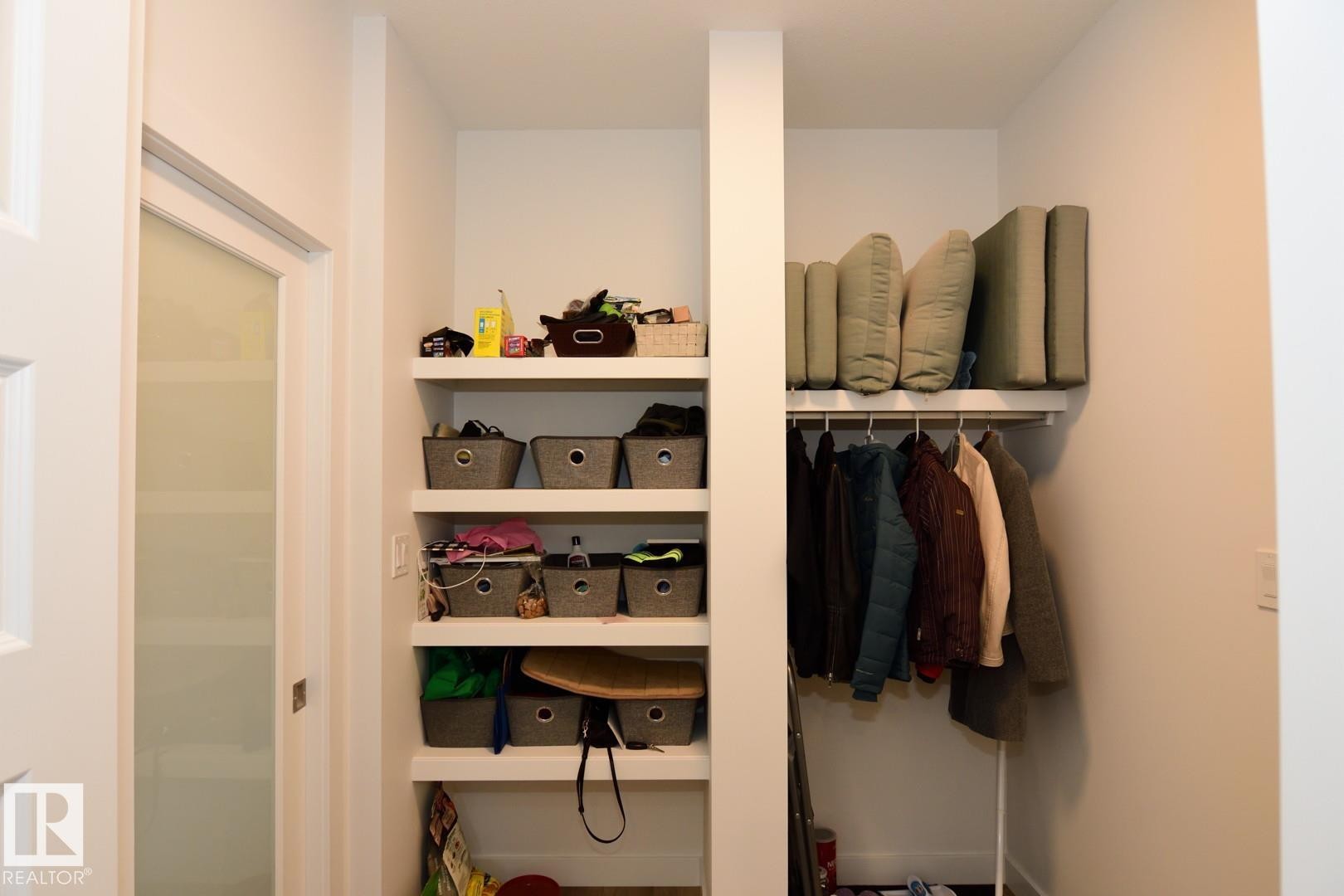 33 1910 Collip View, Edmonton, AB - Indoor