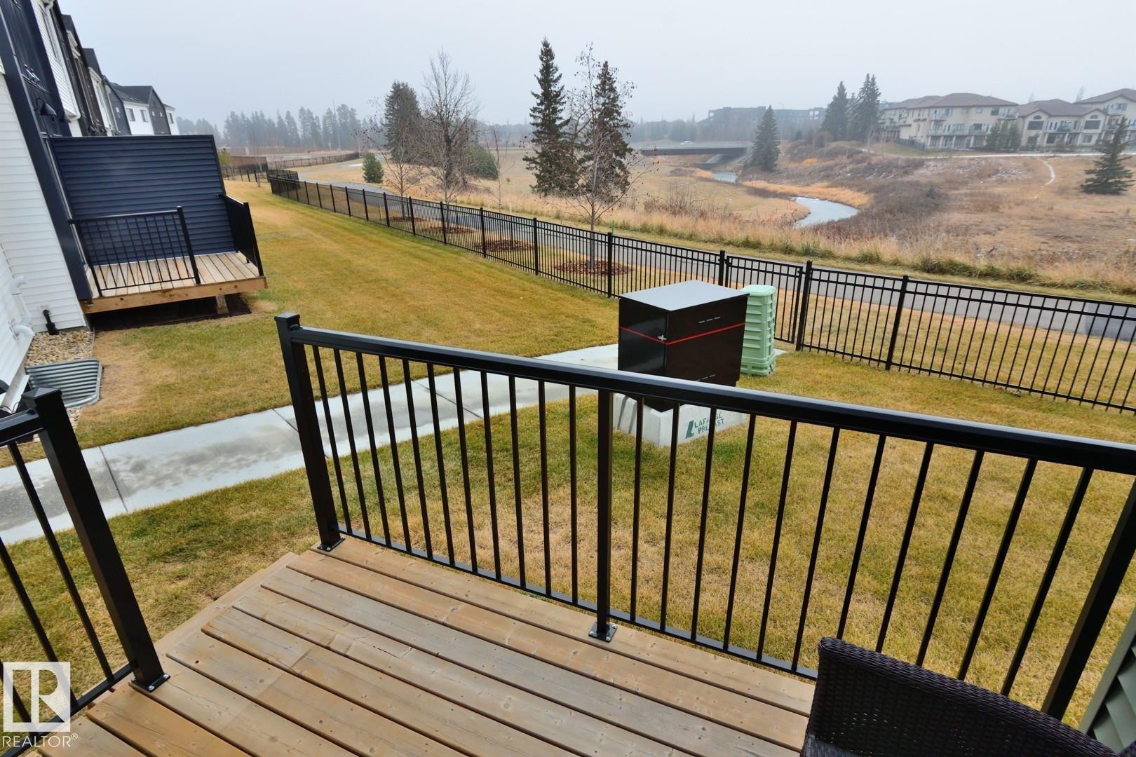 33 1910 Collip View, Edmonton, AB - Outdoor