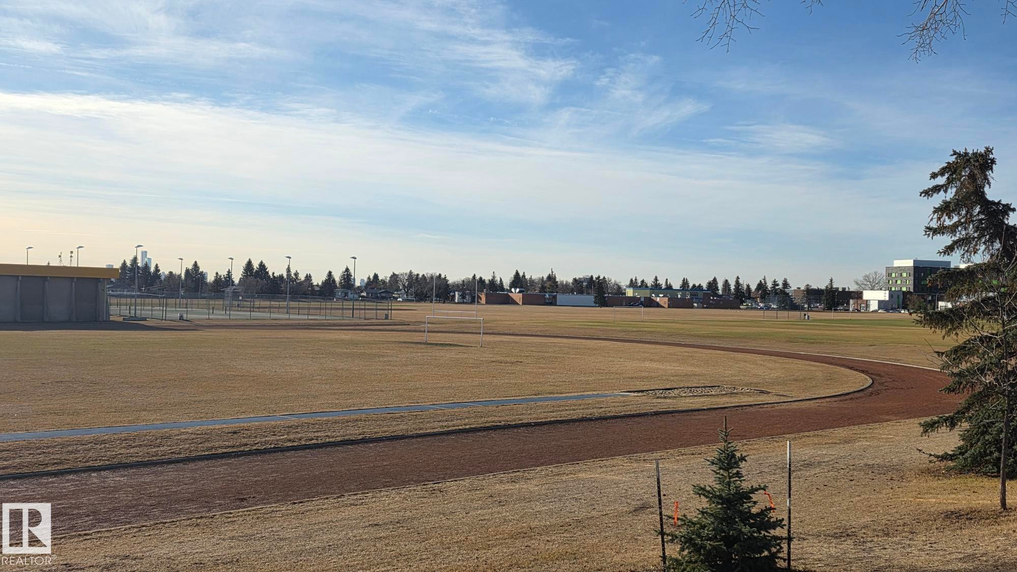 Edmonton, AB - Outdoor With View