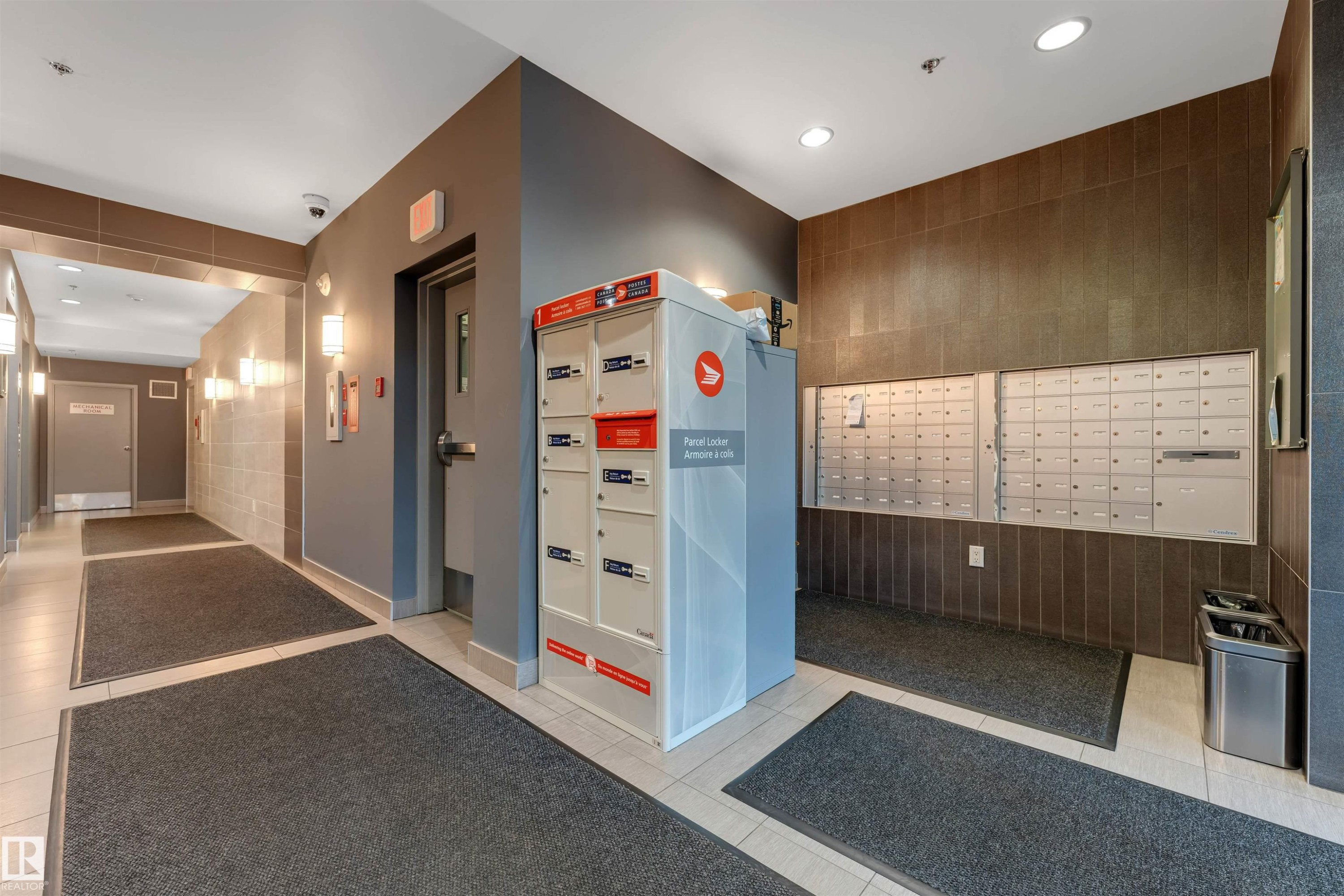 807 10055 118 Street, Edmonton, AB - Indoor Photo Showing Other Room