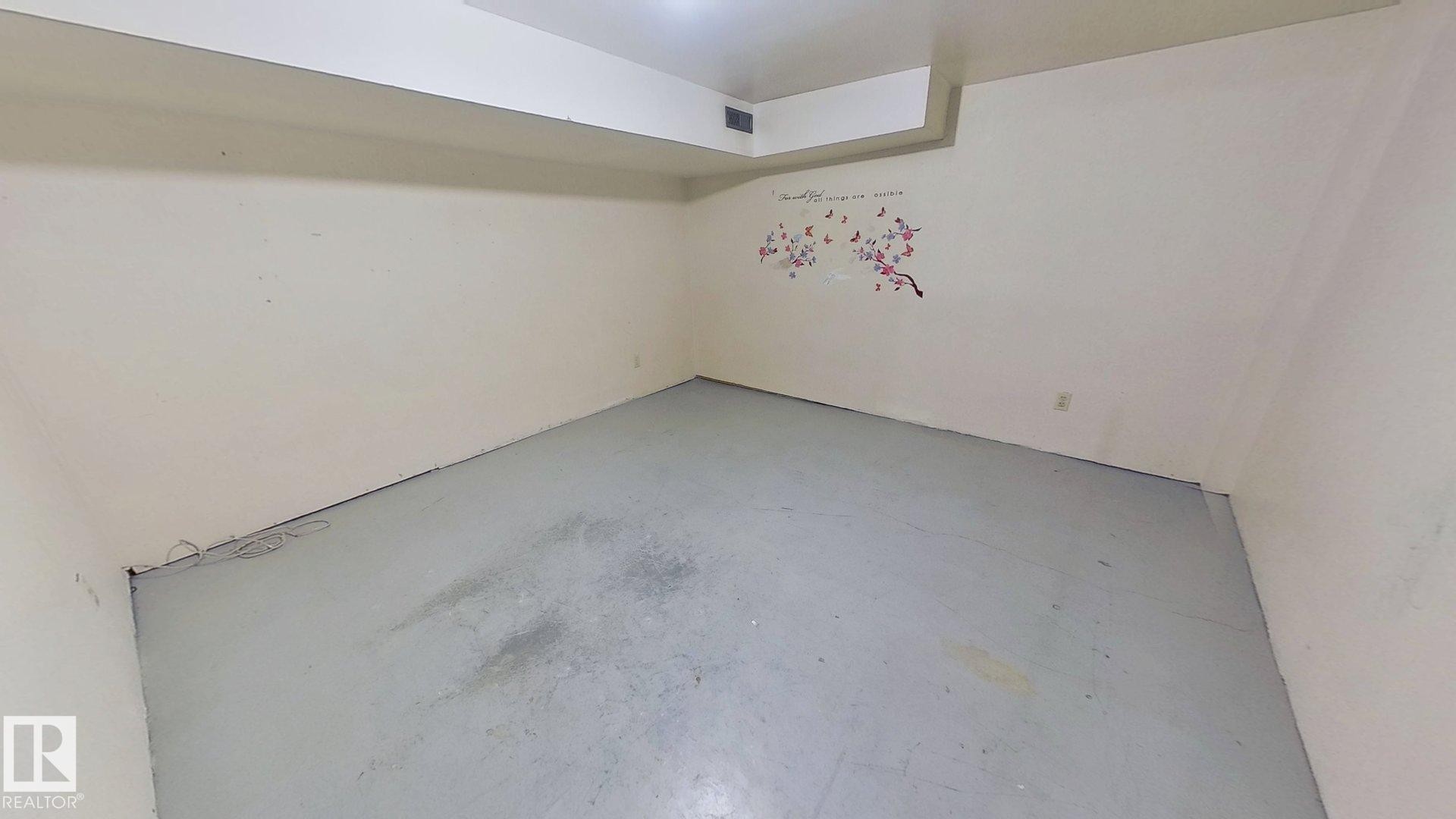 59 7604 29 Avenue, Edmonton, AB - Indoor Photo Showing Other Room