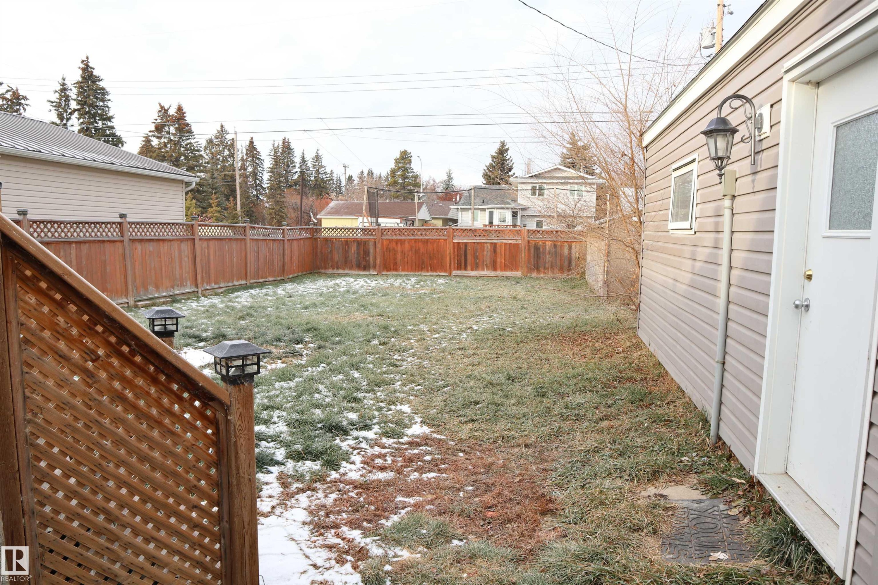 4804 49 St, Calmar, AB - Outdoor