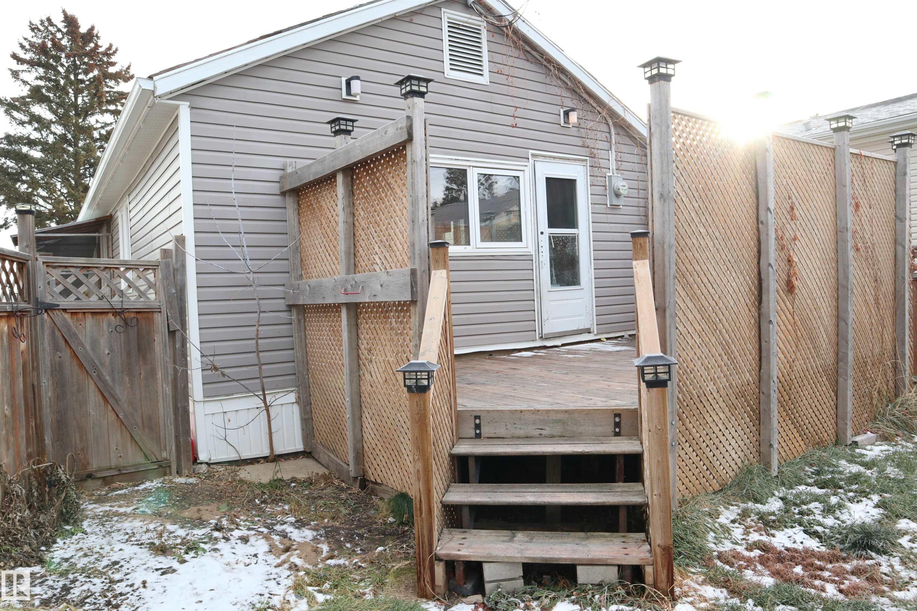 4804 49 St, Calmar, AB - Outdoor