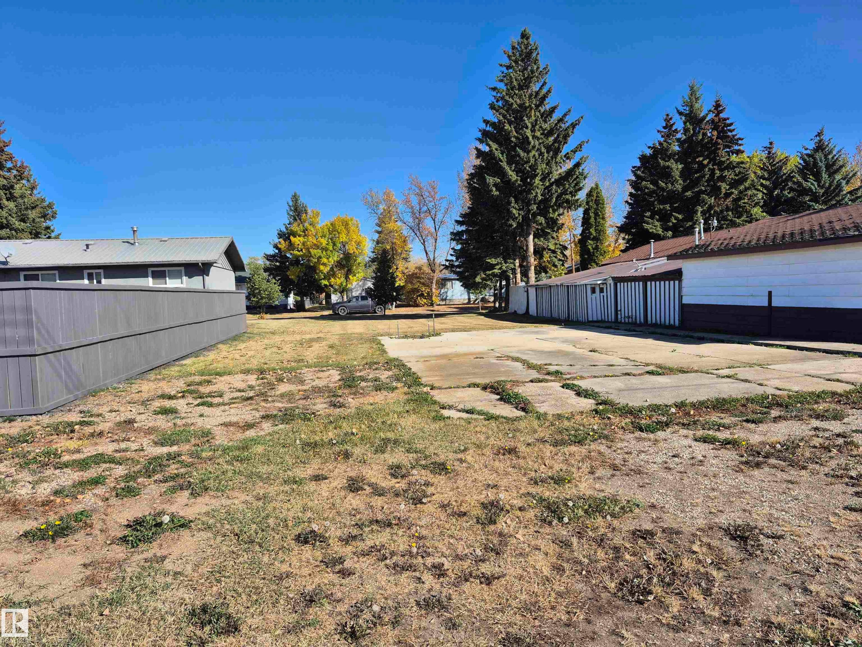 4815 53 Avenue, Viking, AB
