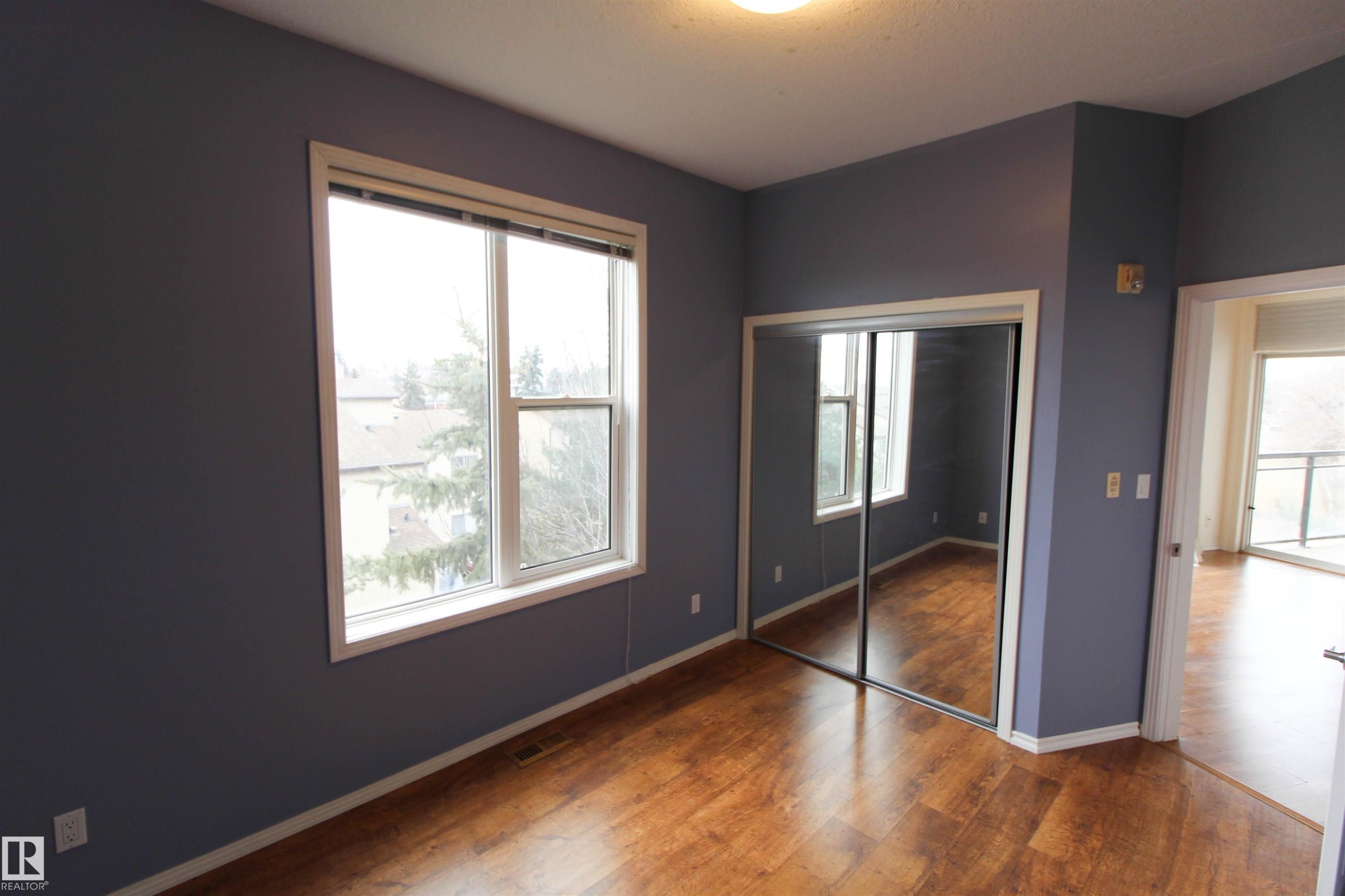 347 4827 104A Street, Edmonton, AB - Indoor Photo Showing Other Room