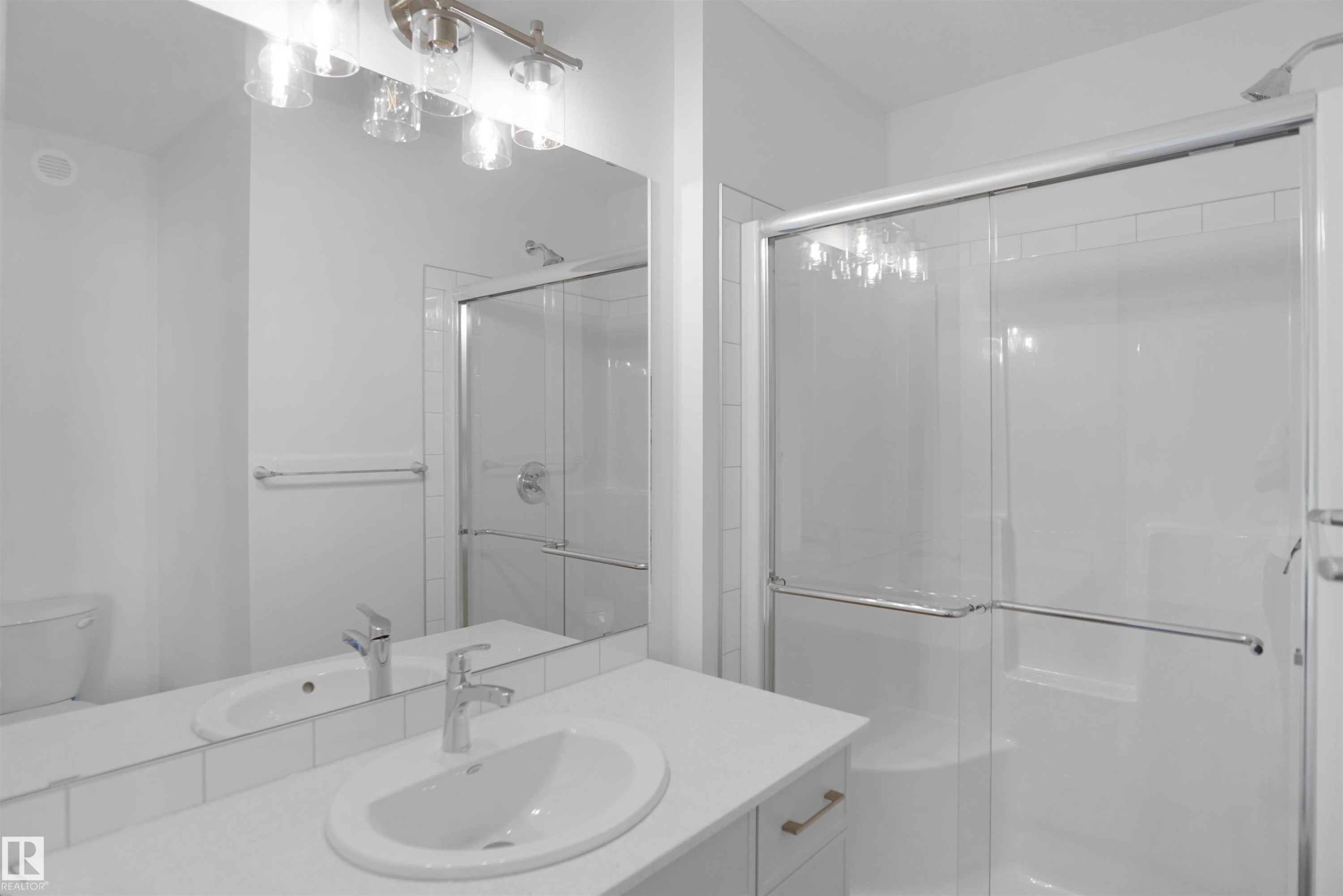 71 17319 5 Street, Edmonton, AB - Indoor Photo Showing Bathroom