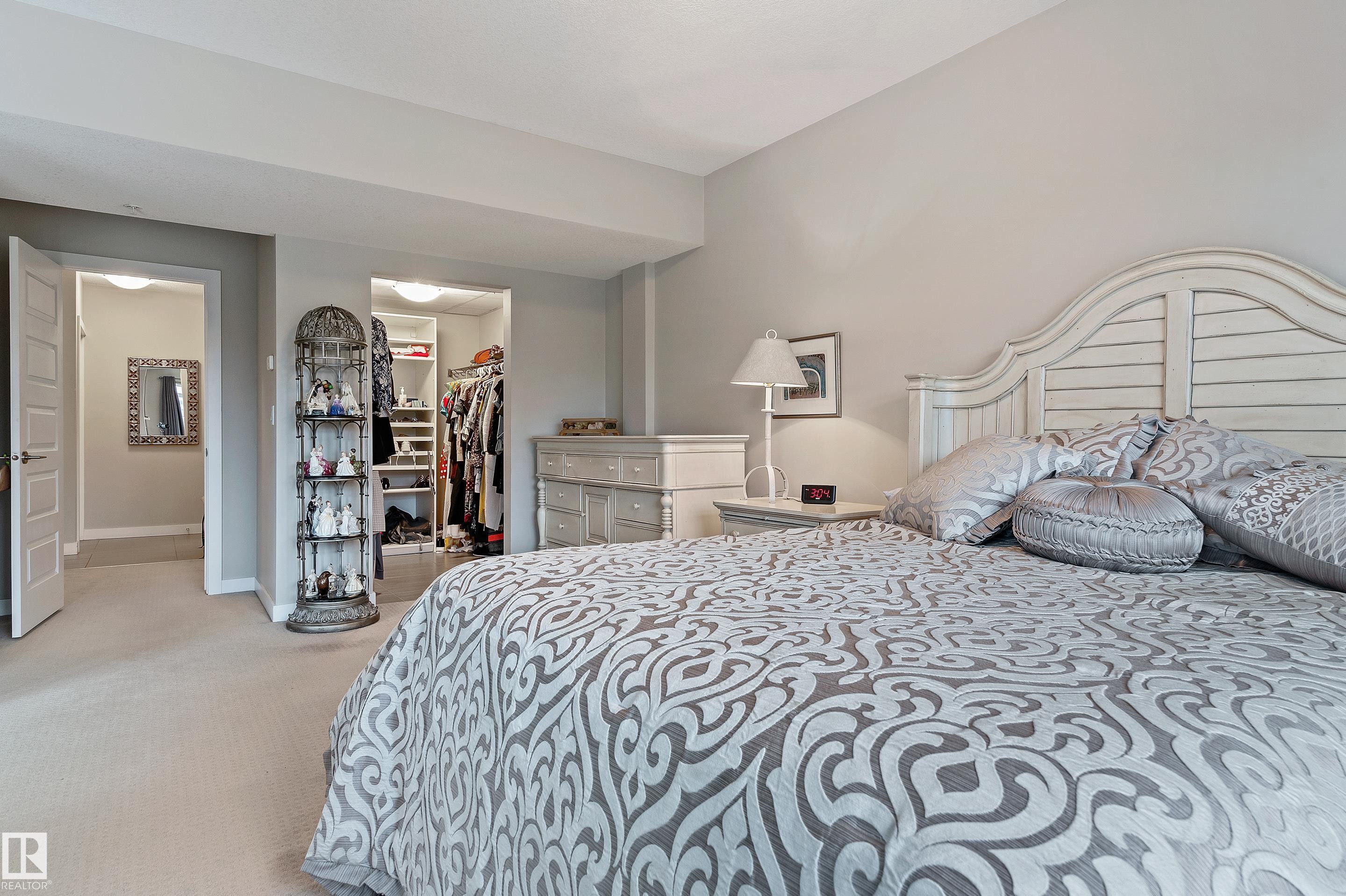 101 5151 Windermere Boulevard, Edmonton, AB - Indoor Photo Showing Bedroom
