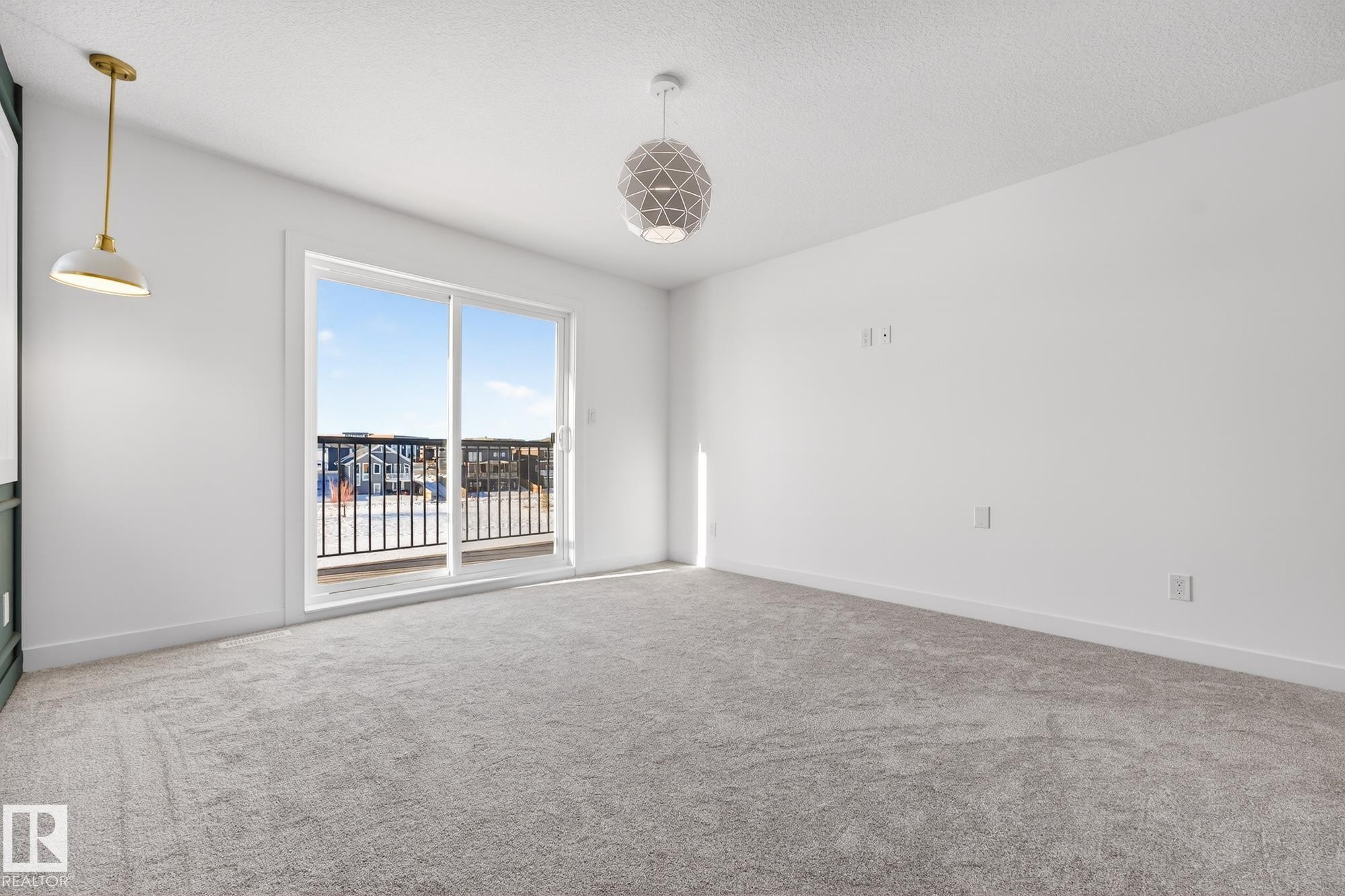 28 Eldridge Point(E), St. Albert, AB - Indoor Photo Showing Other Room