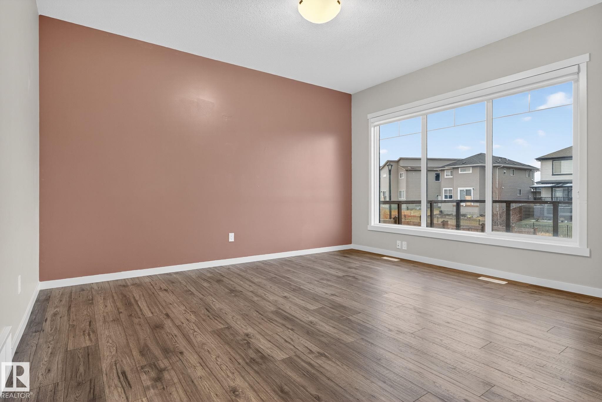 3319 8 Street, Edmonton, AB - Indoor Photo Showing Other Room