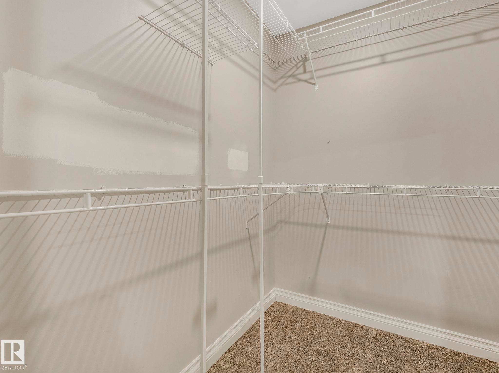 3003 16 Avenue, Edmonton, AB - Indoor With Storage