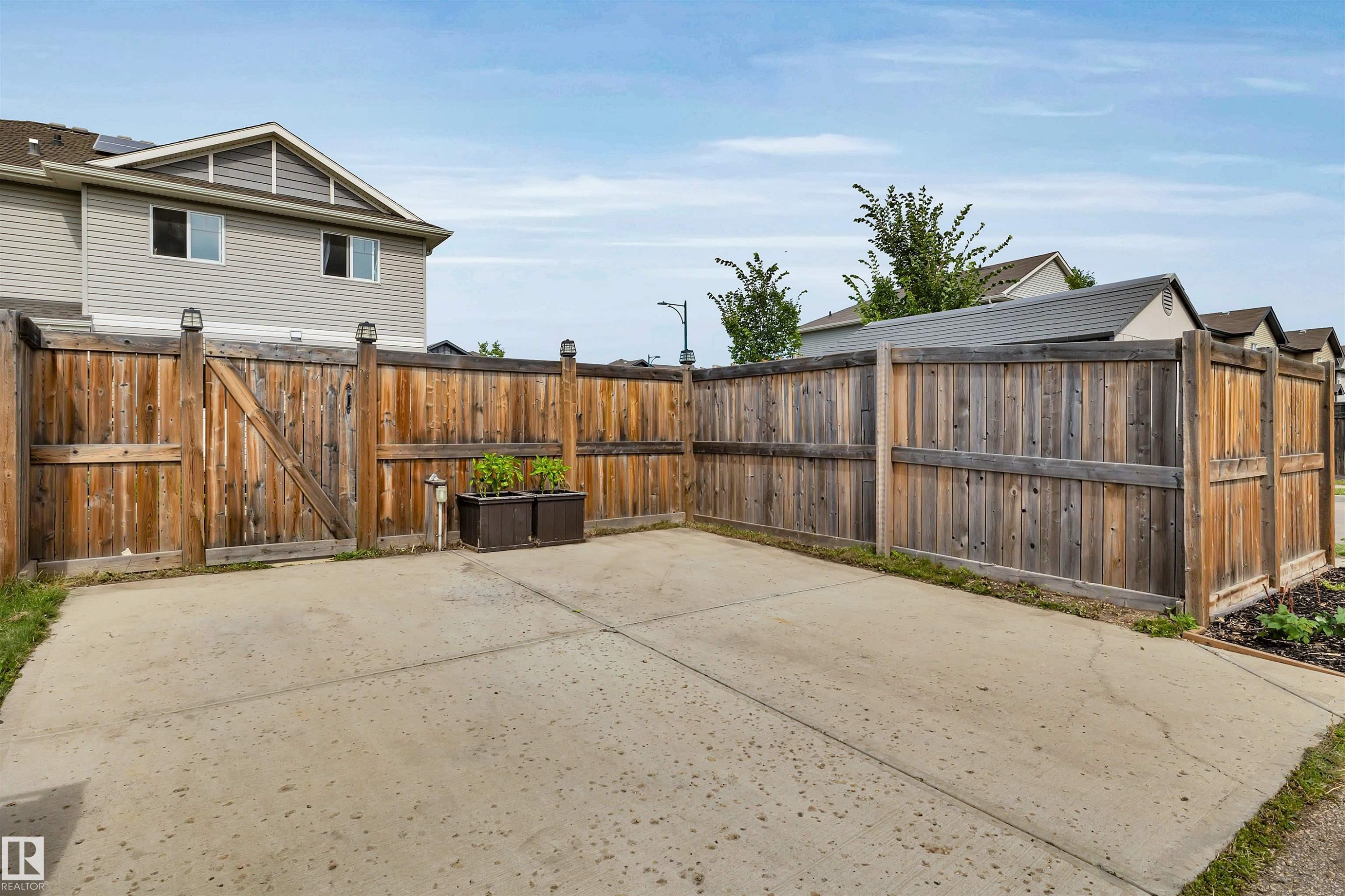 3003 16 Avenue, Edmonton, AB - Outdoor