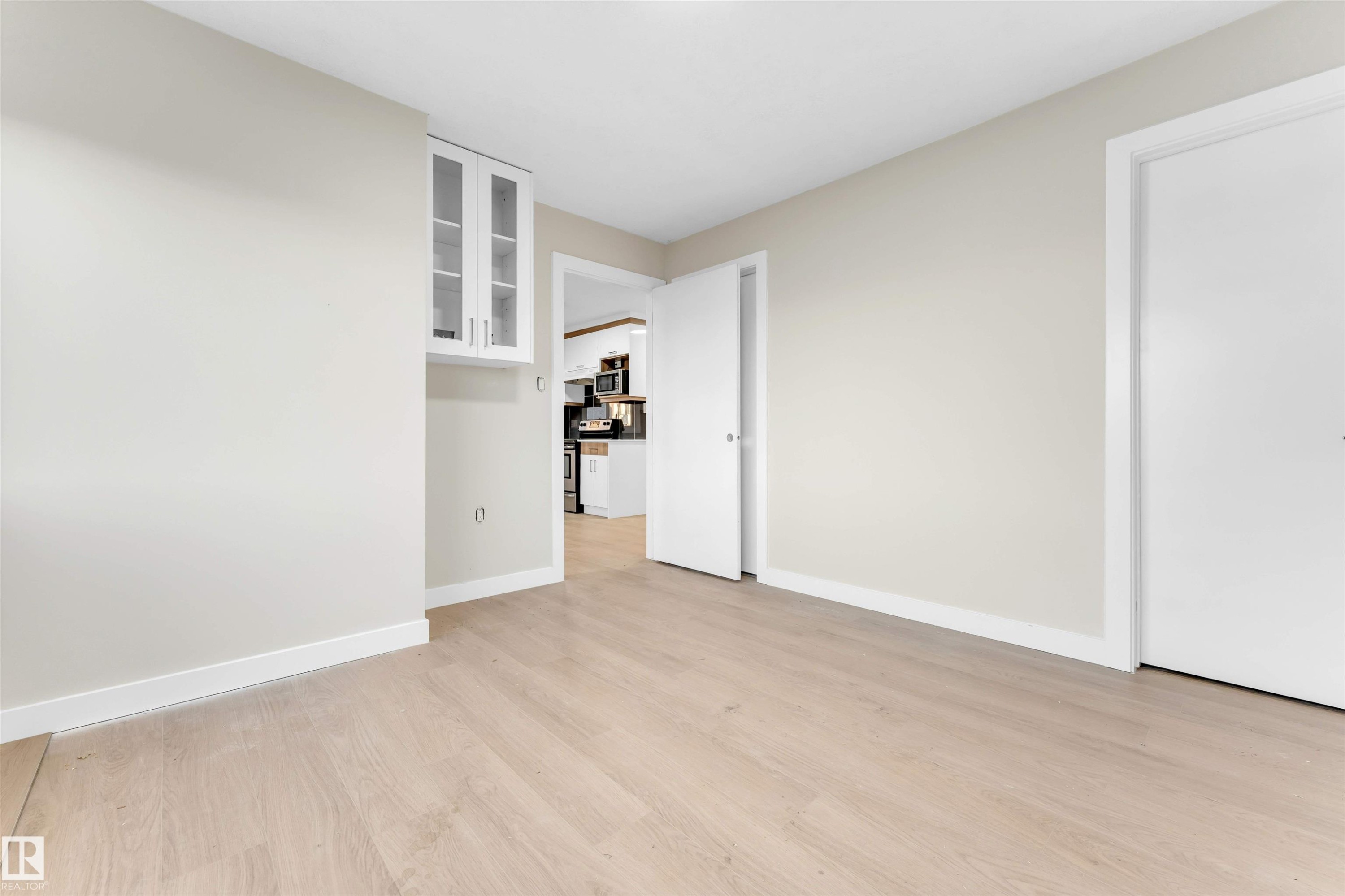 16115 100A Avenue, Edmonton, AB - Indoor Photo Showing Other Room