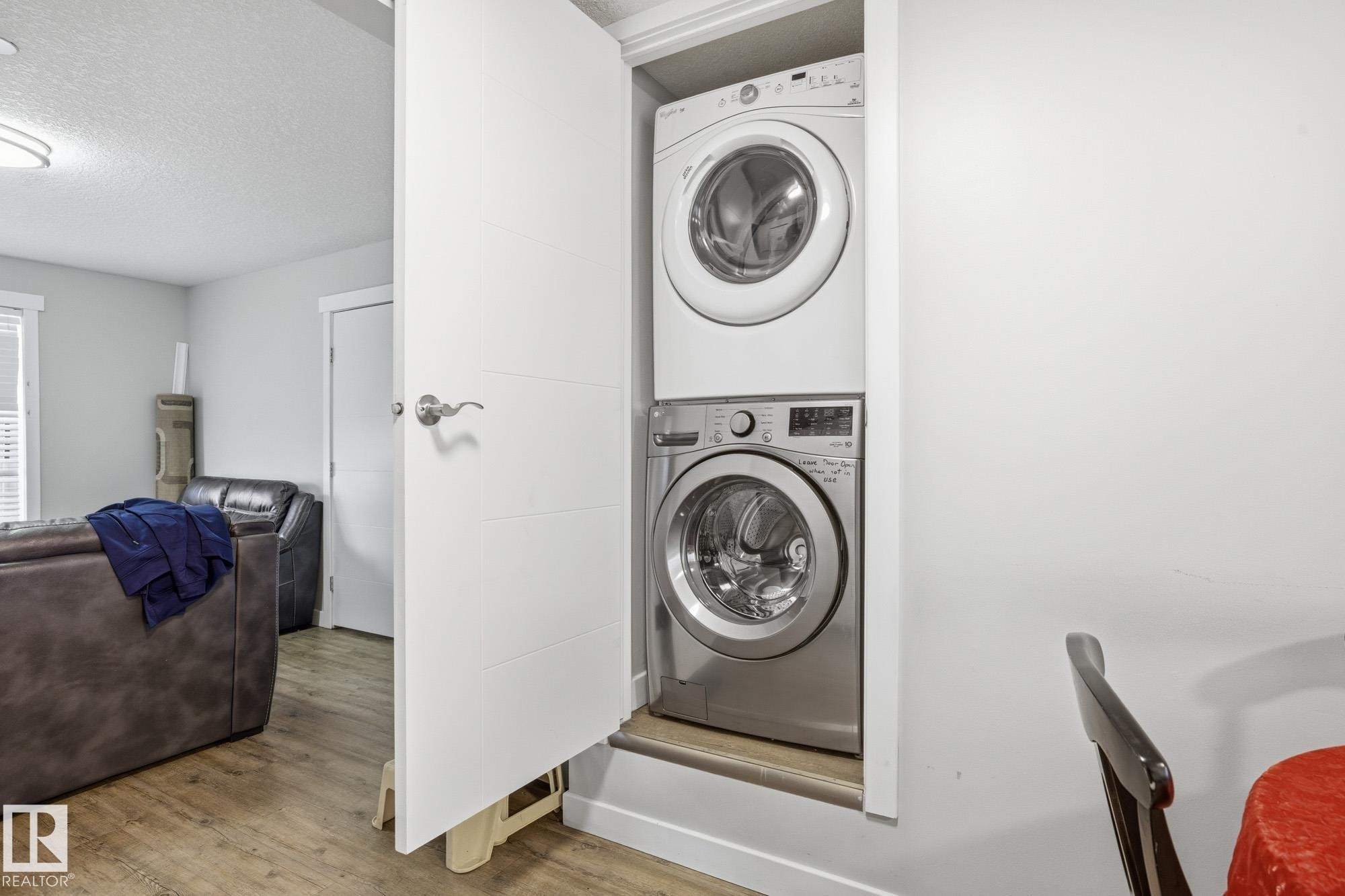 15331 104 Avenue, Edmonton, AB - Indoor Photo Showing Laundry Room