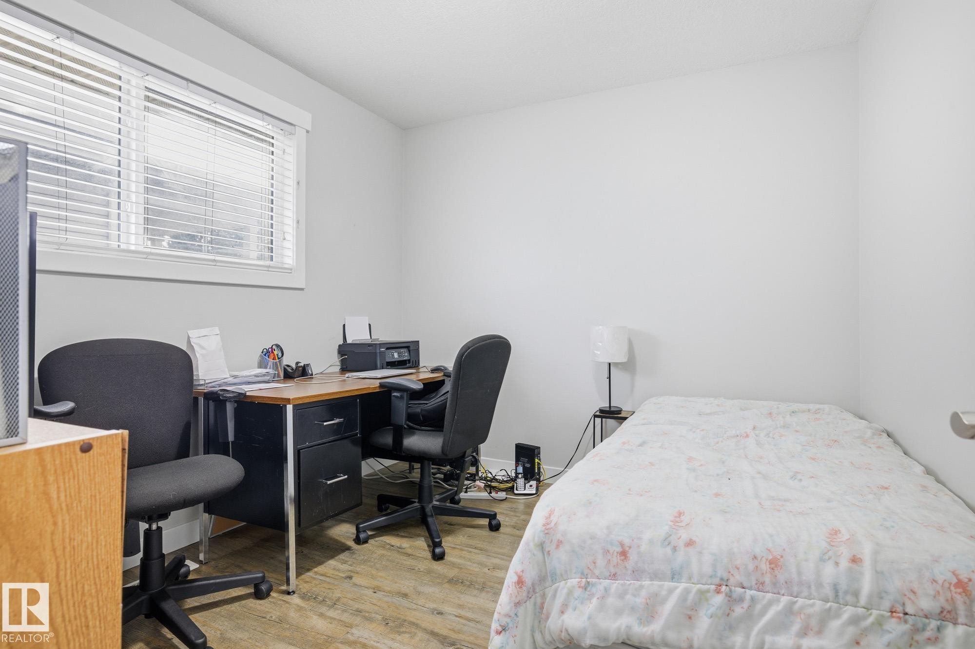 15331 104 Avenue, Edmonton, AB - Indoor