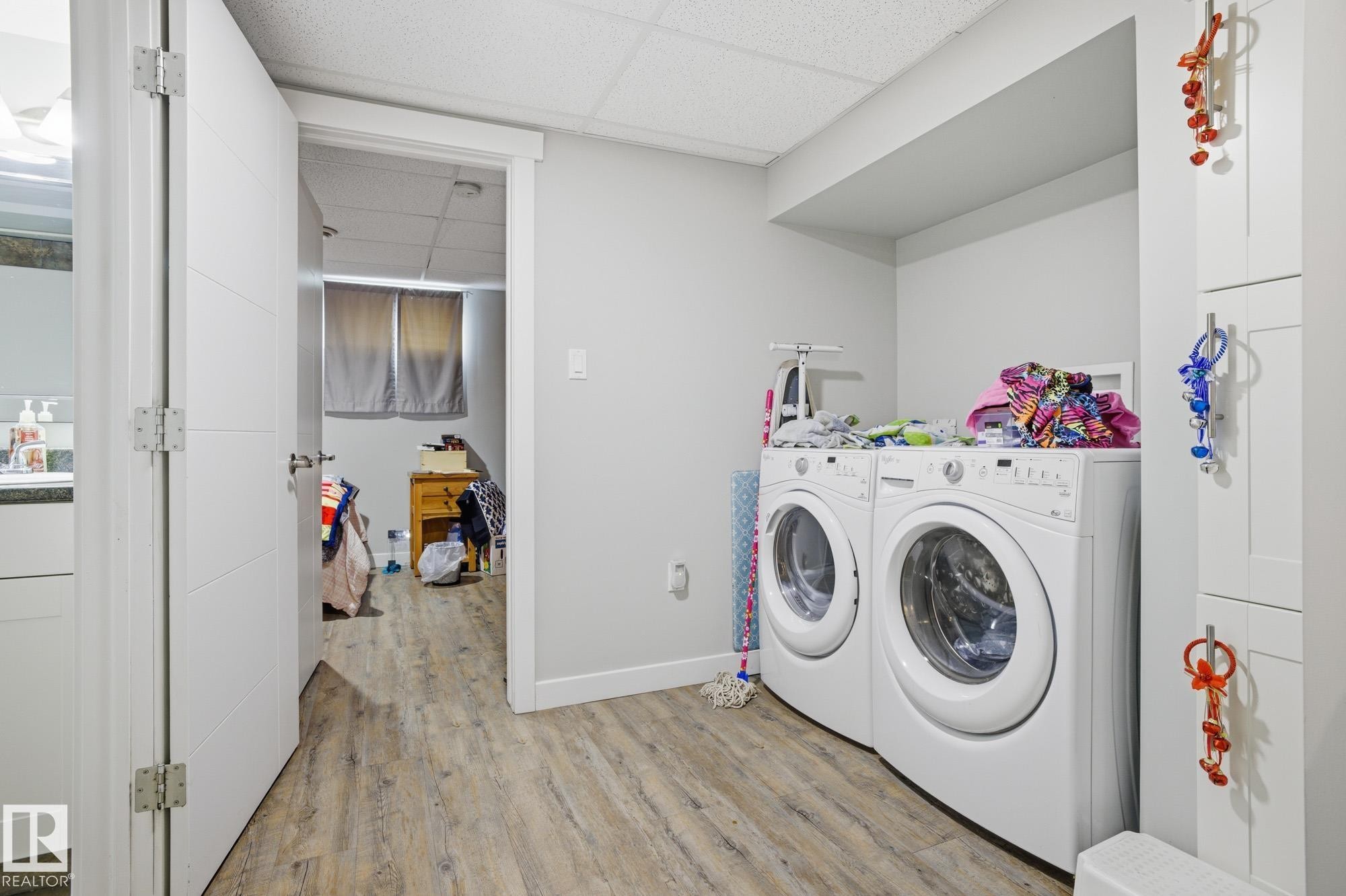 15331 104 Avenue, Edmonton, AB - Indoor Photo Showing Laundry Room