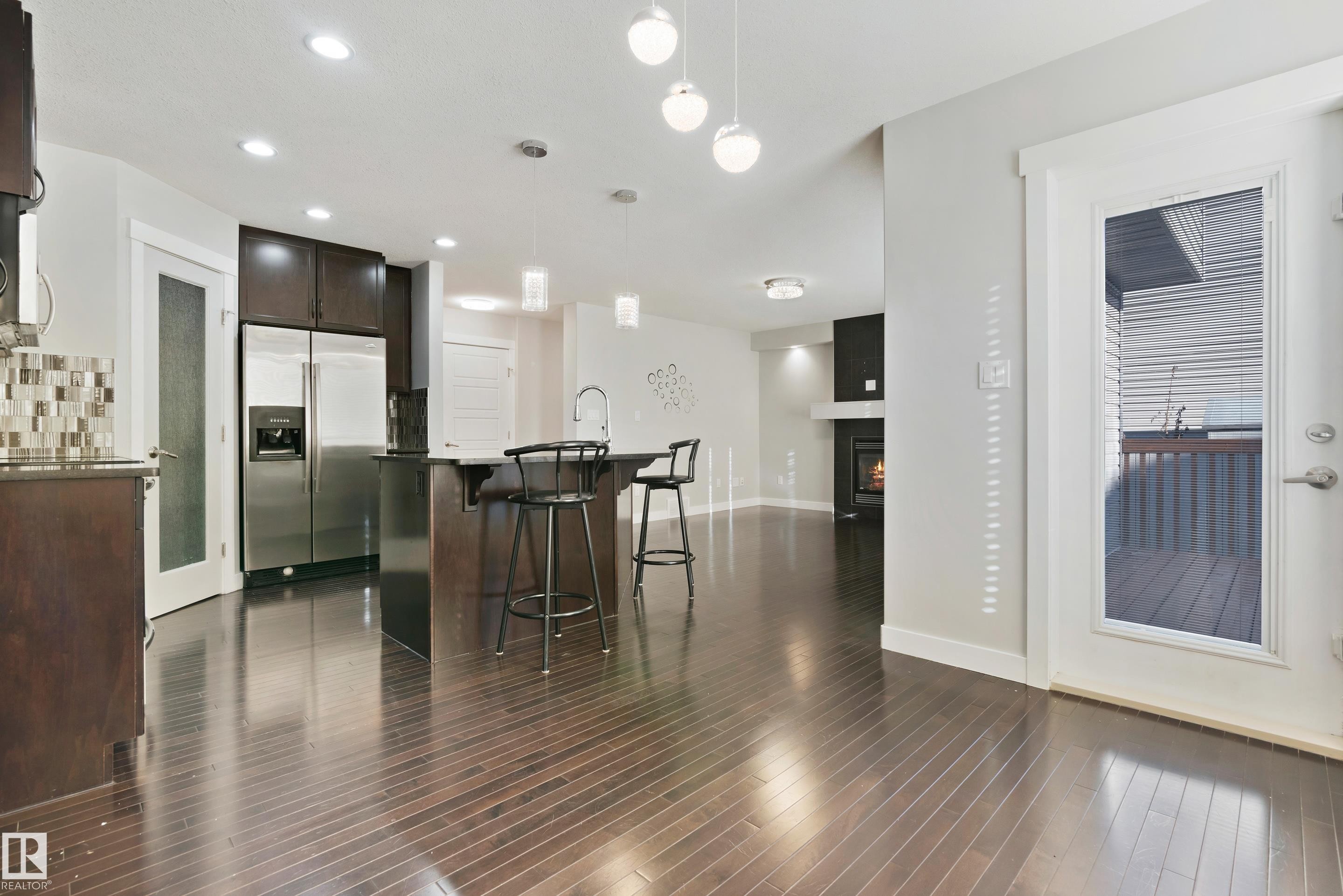 6963 19A Avenue, Edmonton, AB - Indoor