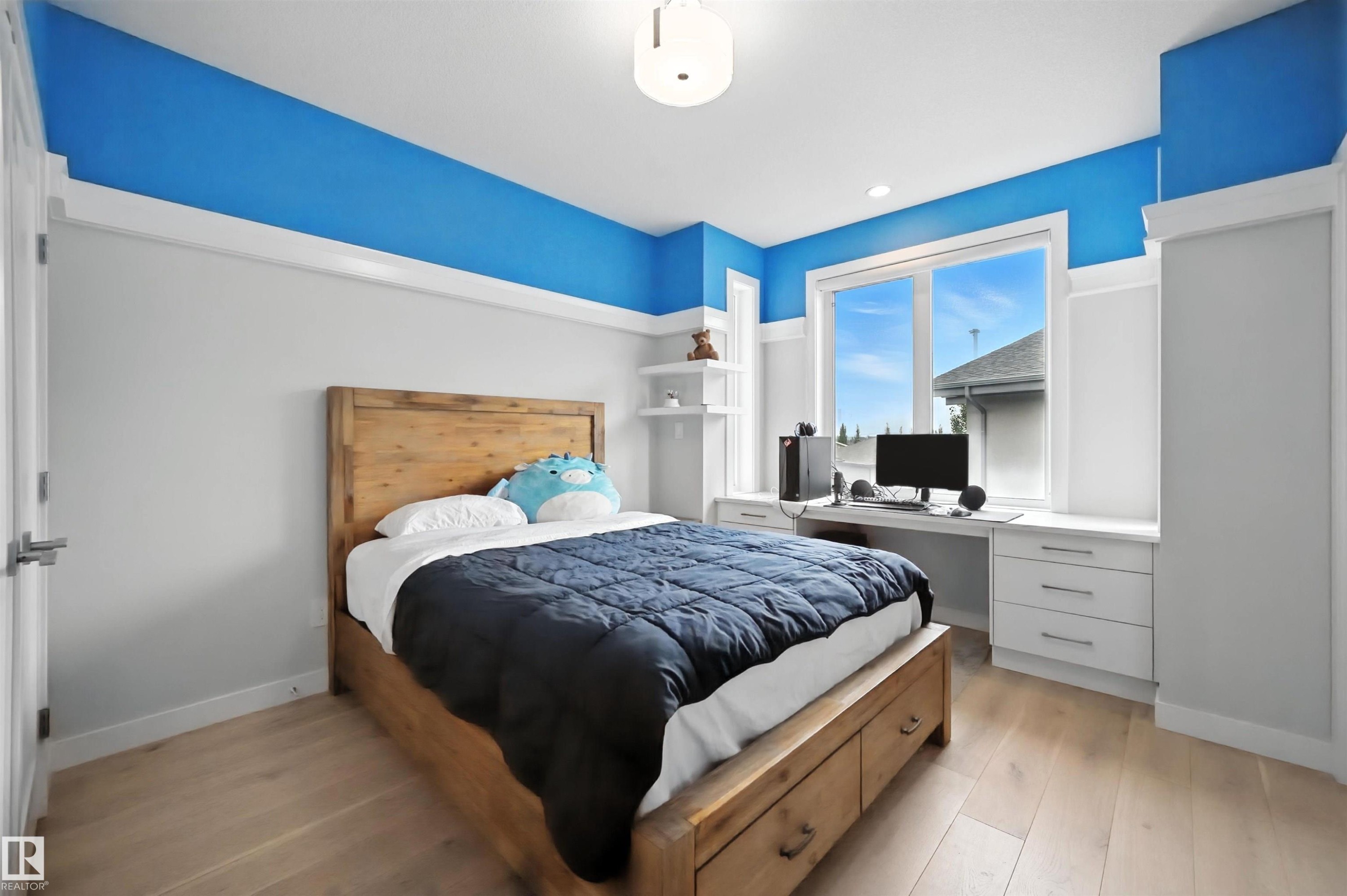 2620 Wheaton Close, Edmonton, AB - Indoor Photo Showing Bedroom