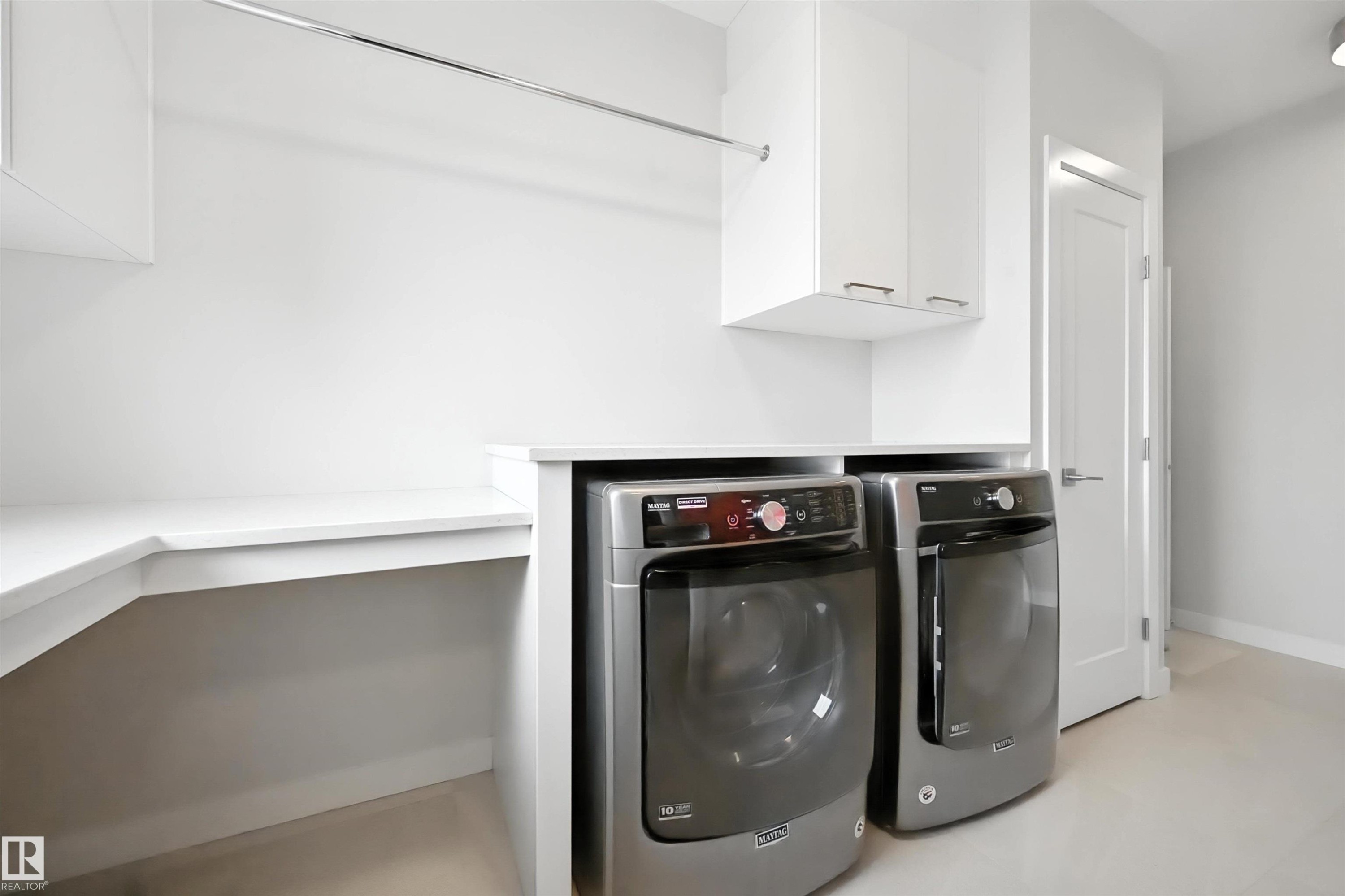 2620 Wheaton Close, Edmonton, AB - Indoor Photo Showing Laundry Room