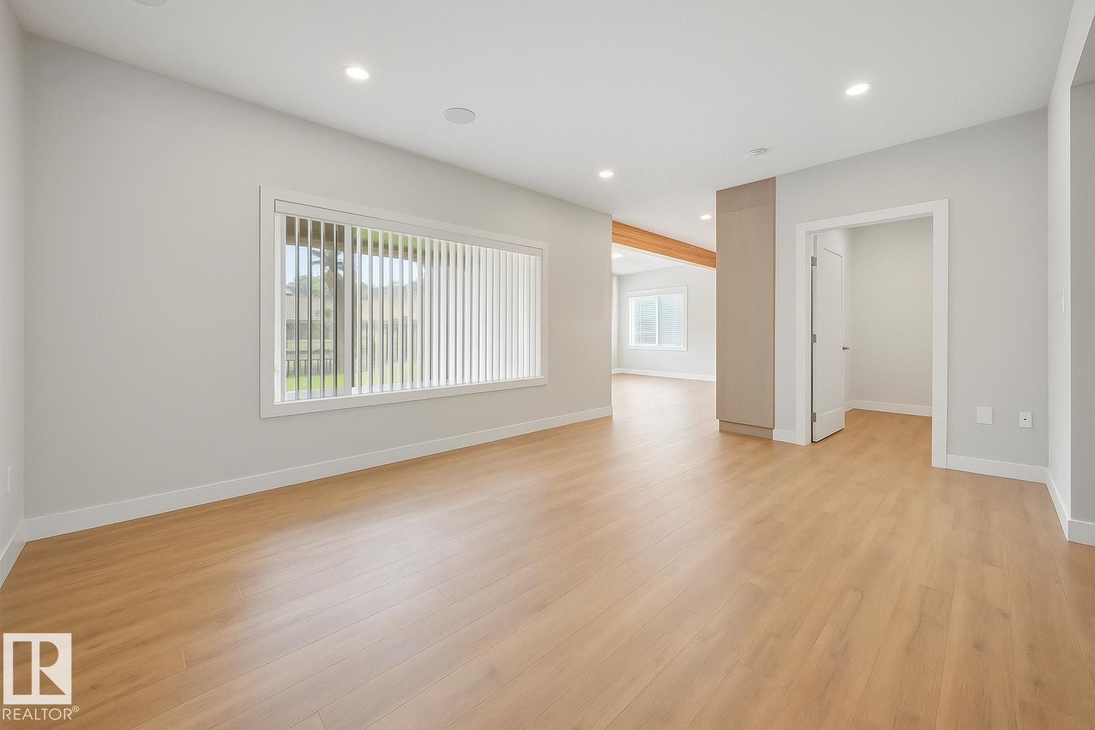 2620 Wheaton Close, Edmonton, AB - Indoor Photo Showing Other Room