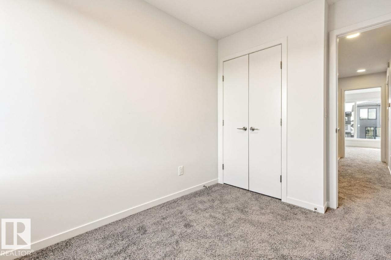 7314 Klapstein Crescent, Edmonton, AB - Indoor Photo Showing Other Room