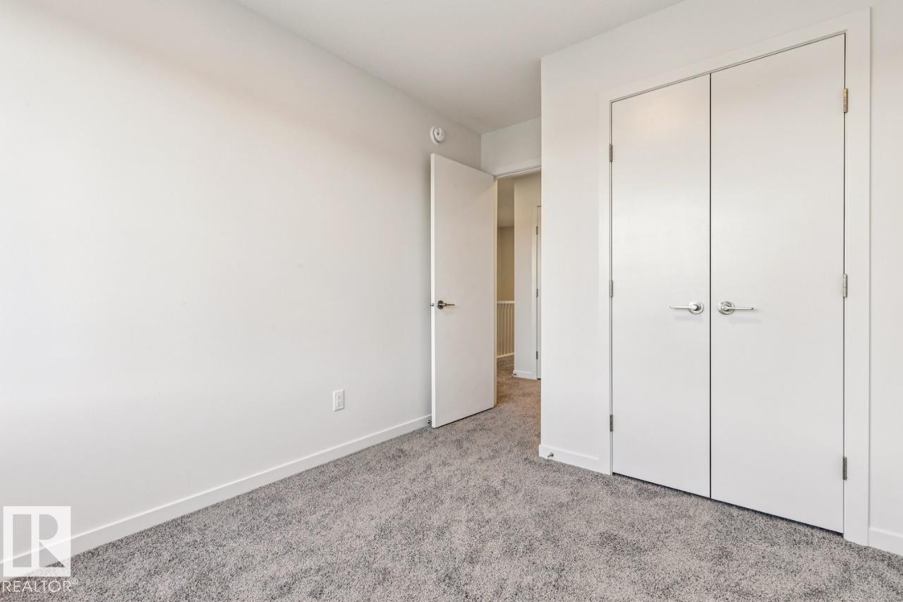 7314 Klapstein Crescent, Edmonton, AB - Indoor Photo Showing Other Room