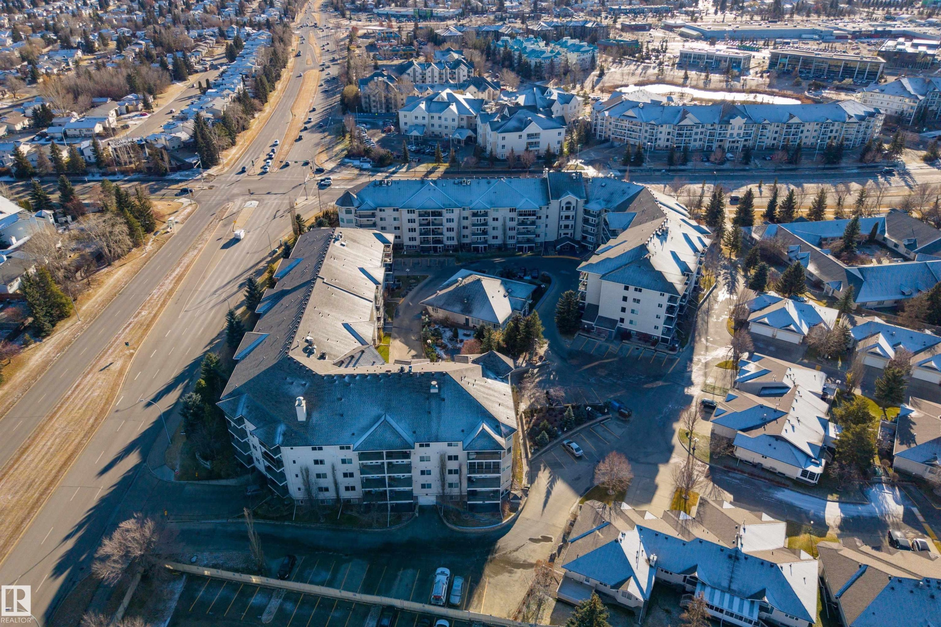 112 237 Youville Drive E, Edmonton, AB - Outdoor With View