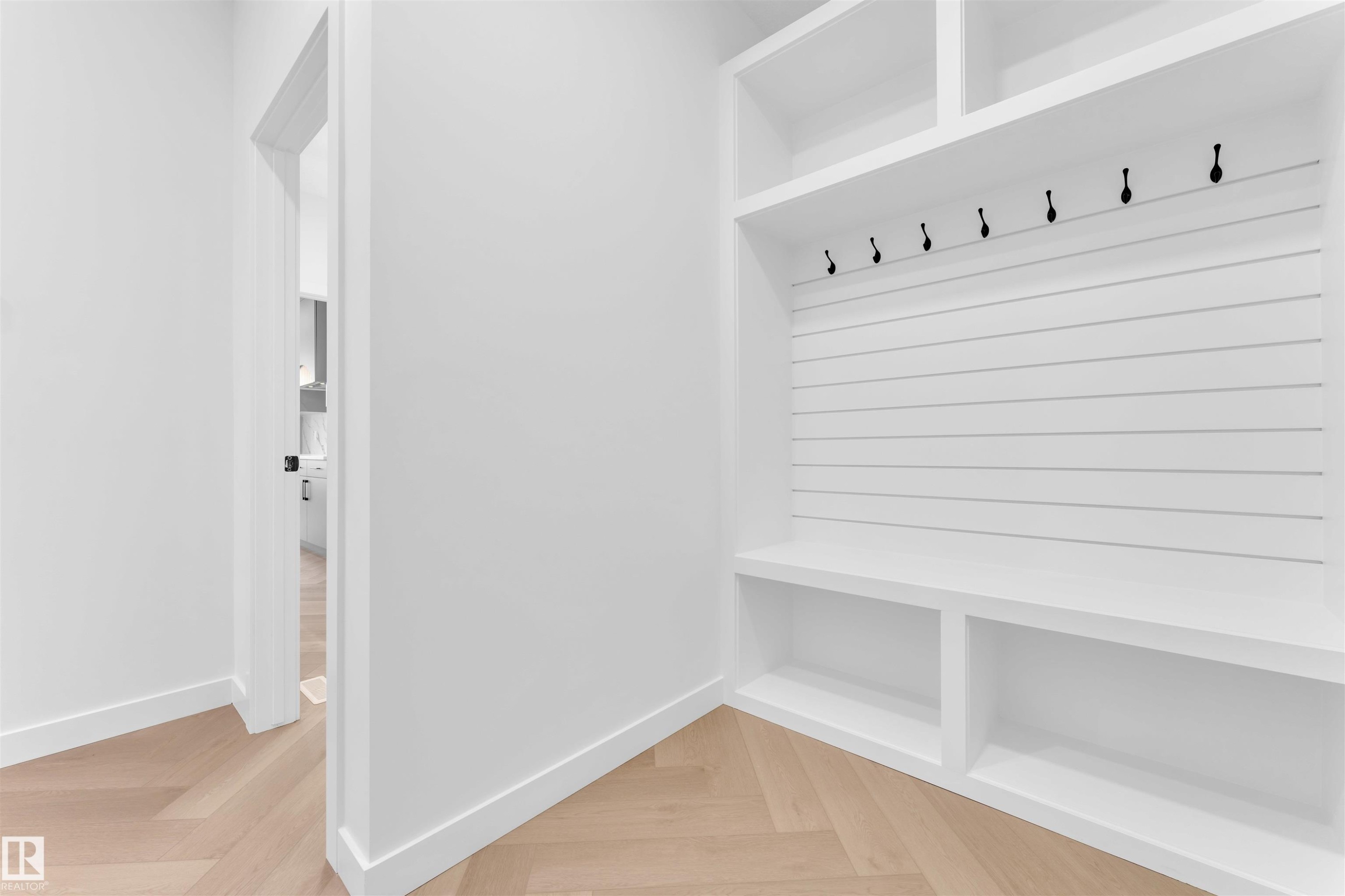 404 Pine Point(E), Leduc, AB - Indoor