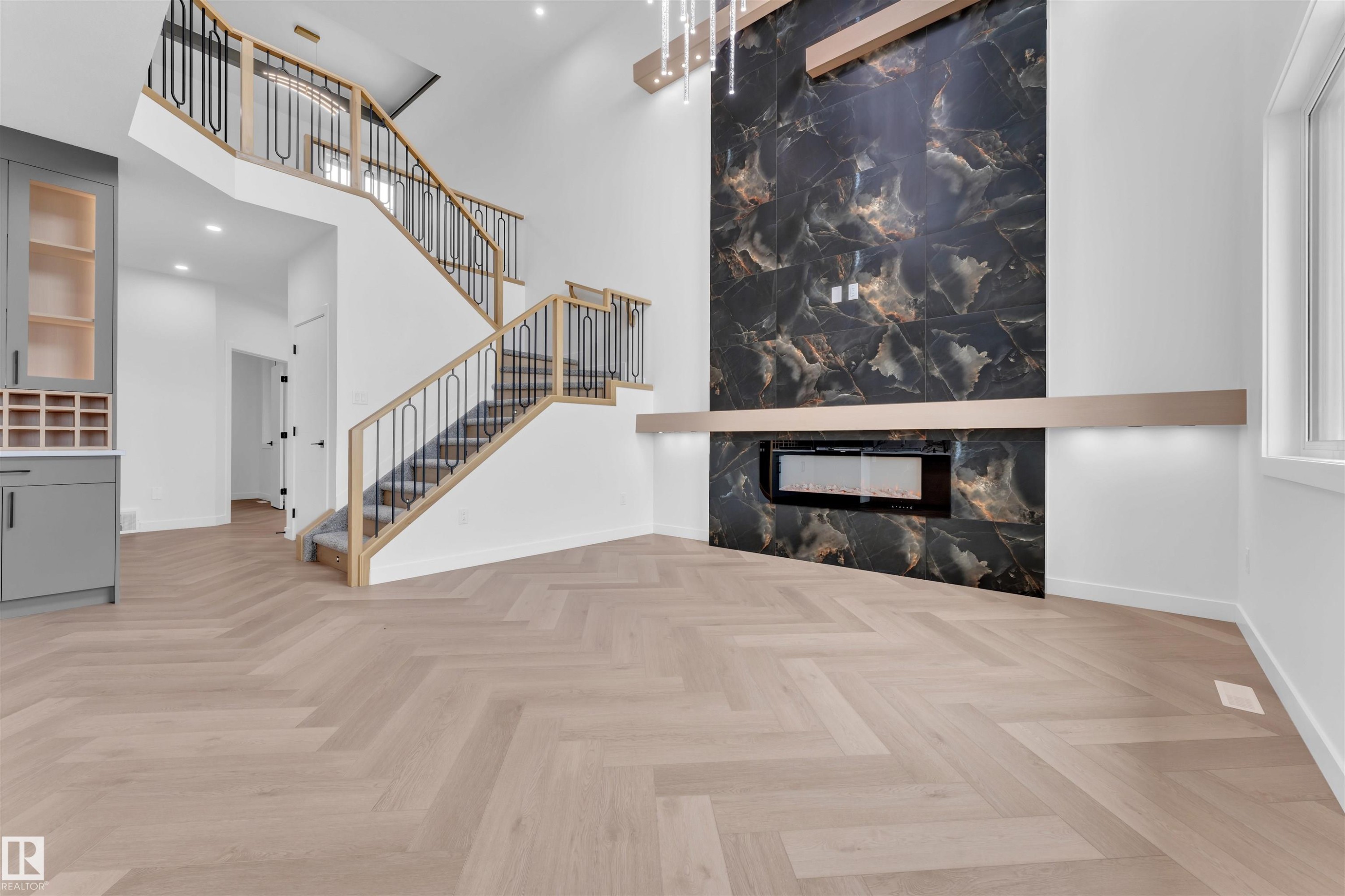 404 Pine Point(E), Leduc, AB - Indoor With Fireplace