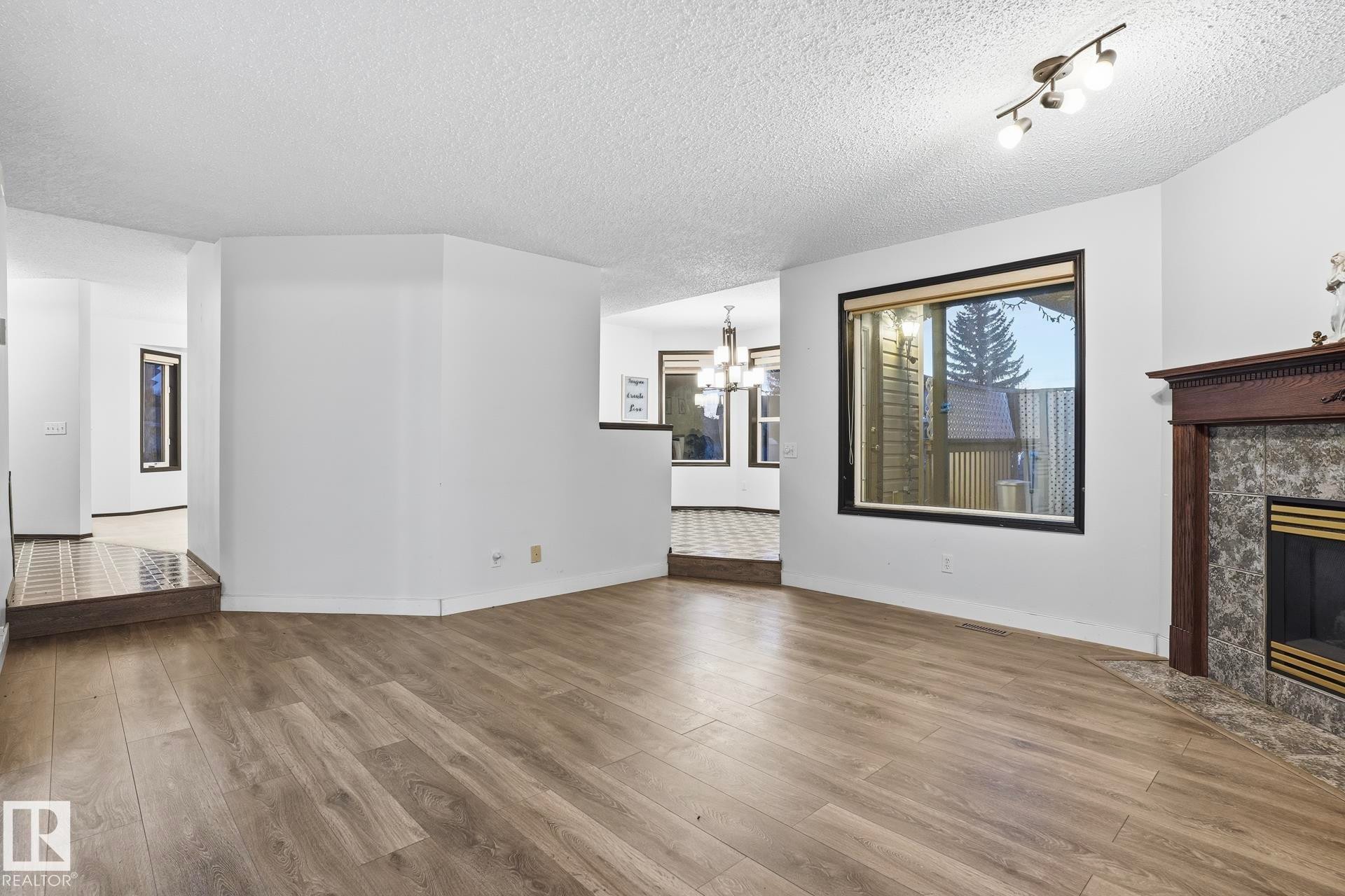 5304 190 Street, Edmonton, AB - Indoor Photo Showing Living Room With Fireplace