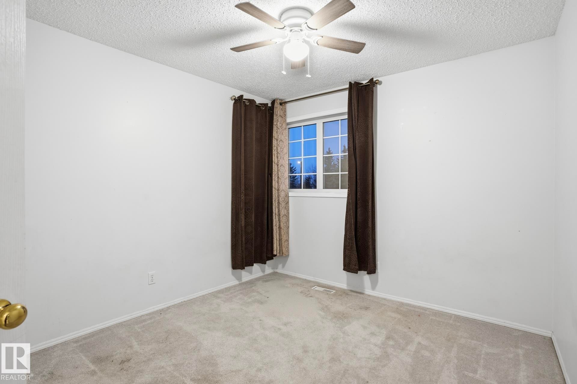 5304 190 Street, Edmonton, AB - Indoor Photo Showing Other Room