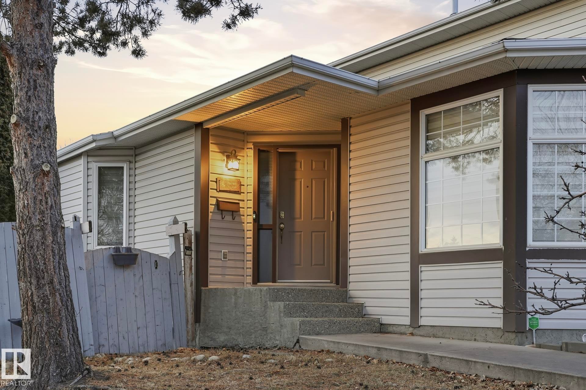 5304 190 Street, Edmonton, AB - Outdoor