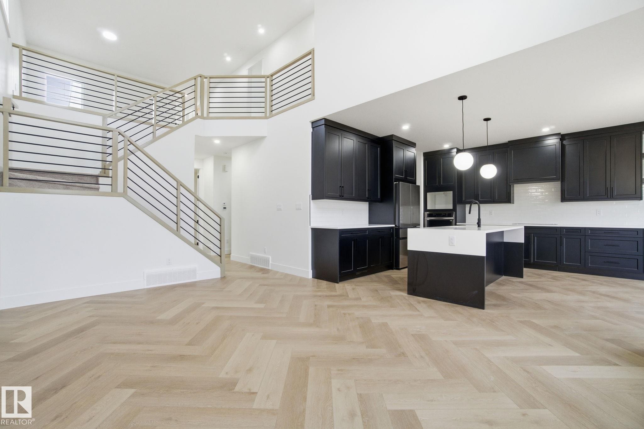 3294 Chernowski Way, Edmonton, AB - Indoor Photo Showing Kitchen With Upgraded Kitchen