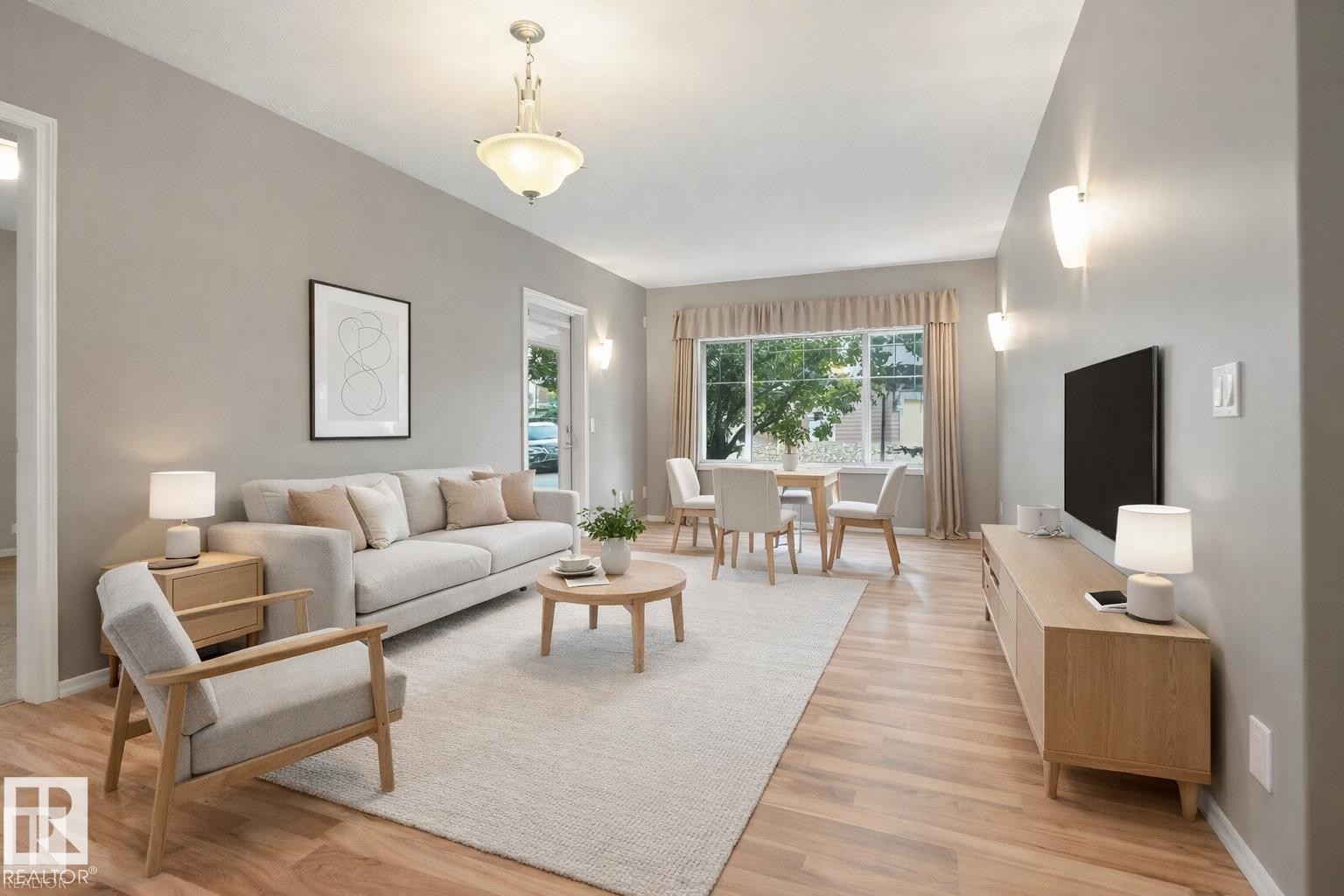 21-671 Silver Berry Road, Edmonton, AB - Indoor Photo Showing Living Room